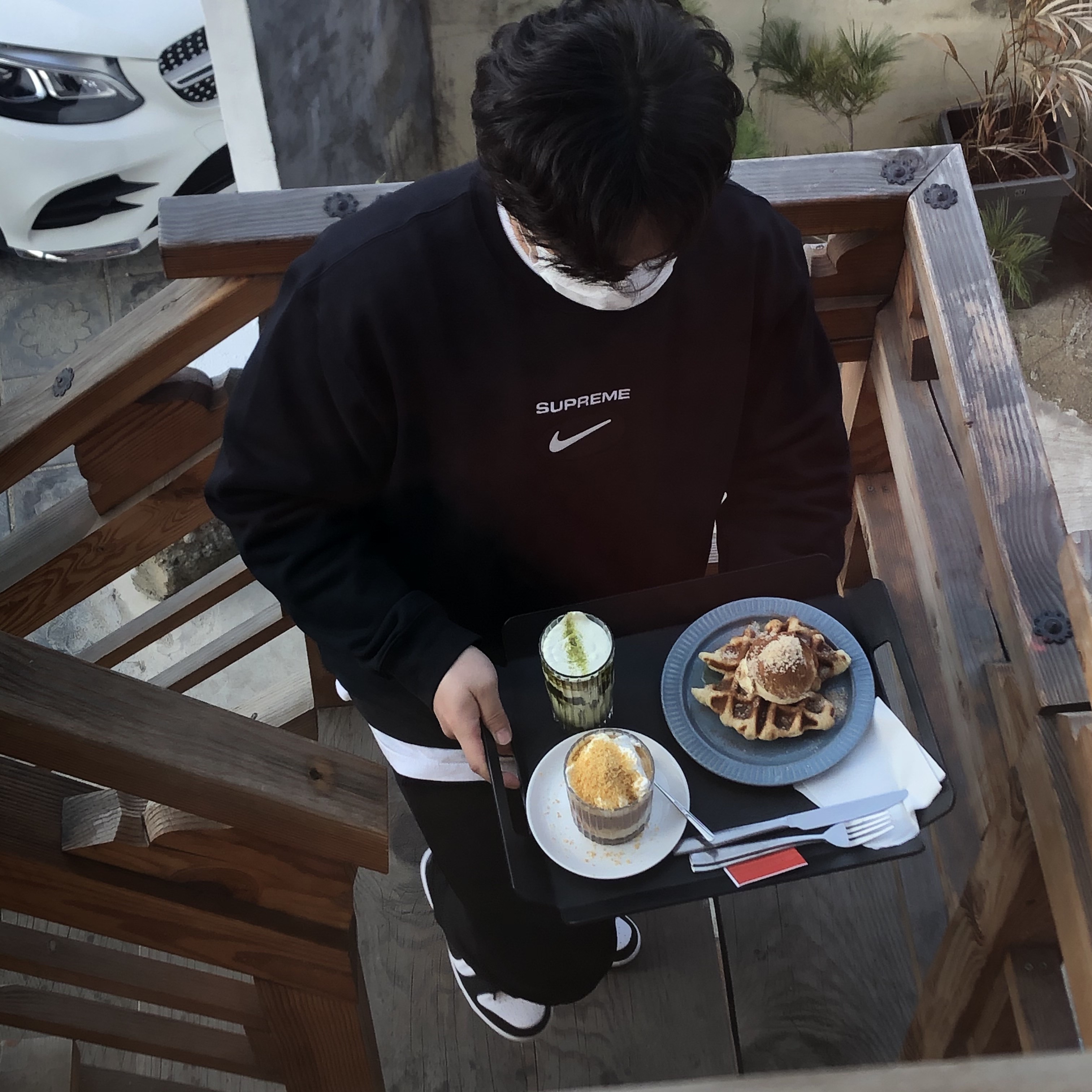 Supreme x Nike Jewel Crewneck Black - 20FW, Nike Dunk Low Retro Black 착용 스타일