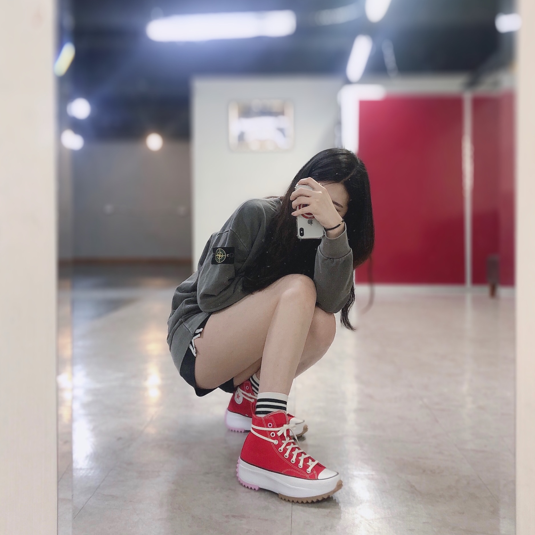 Converse Run Star Hike Hi University Red 착용 스타일