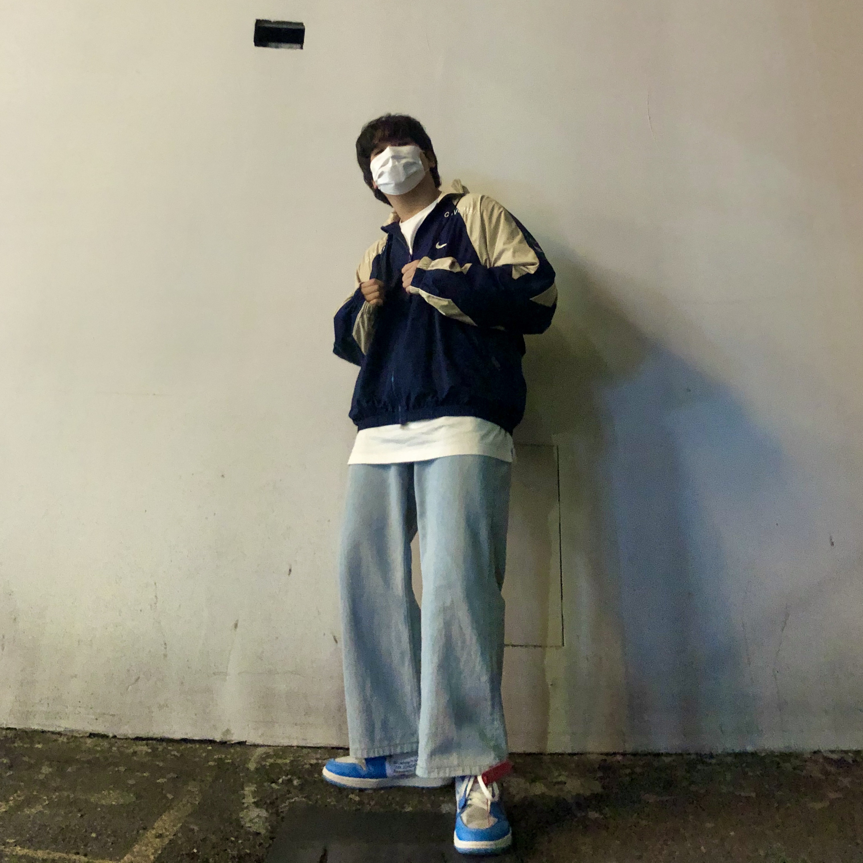 Jordan 1 x Off-White Retro High University Blue, Nike x Cav Empt Track Jacket Navy 착용 스타일