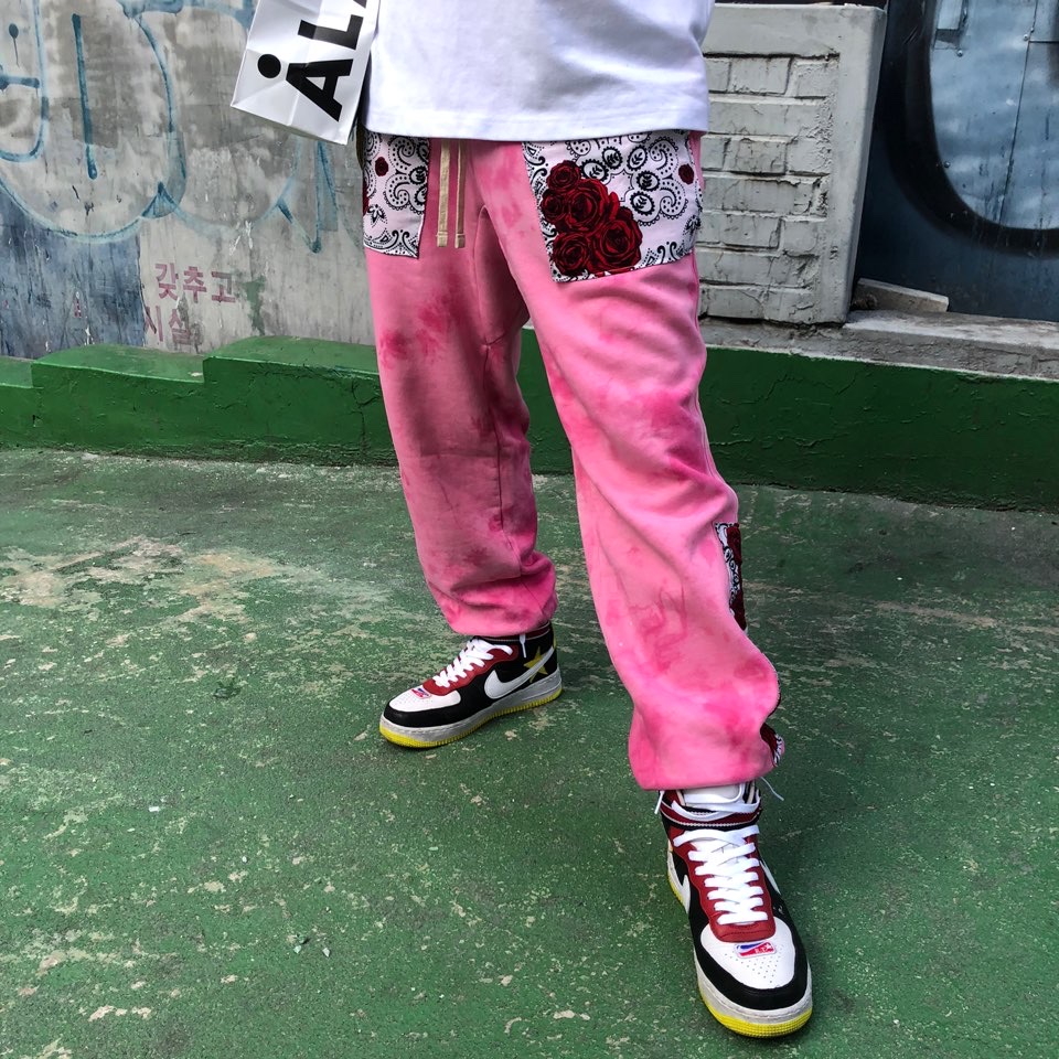Nike x Riccardo Tisci Air Force 1 High Black Yellow, Nike M NRG Sweatpants Black 착용 스타일 - 2