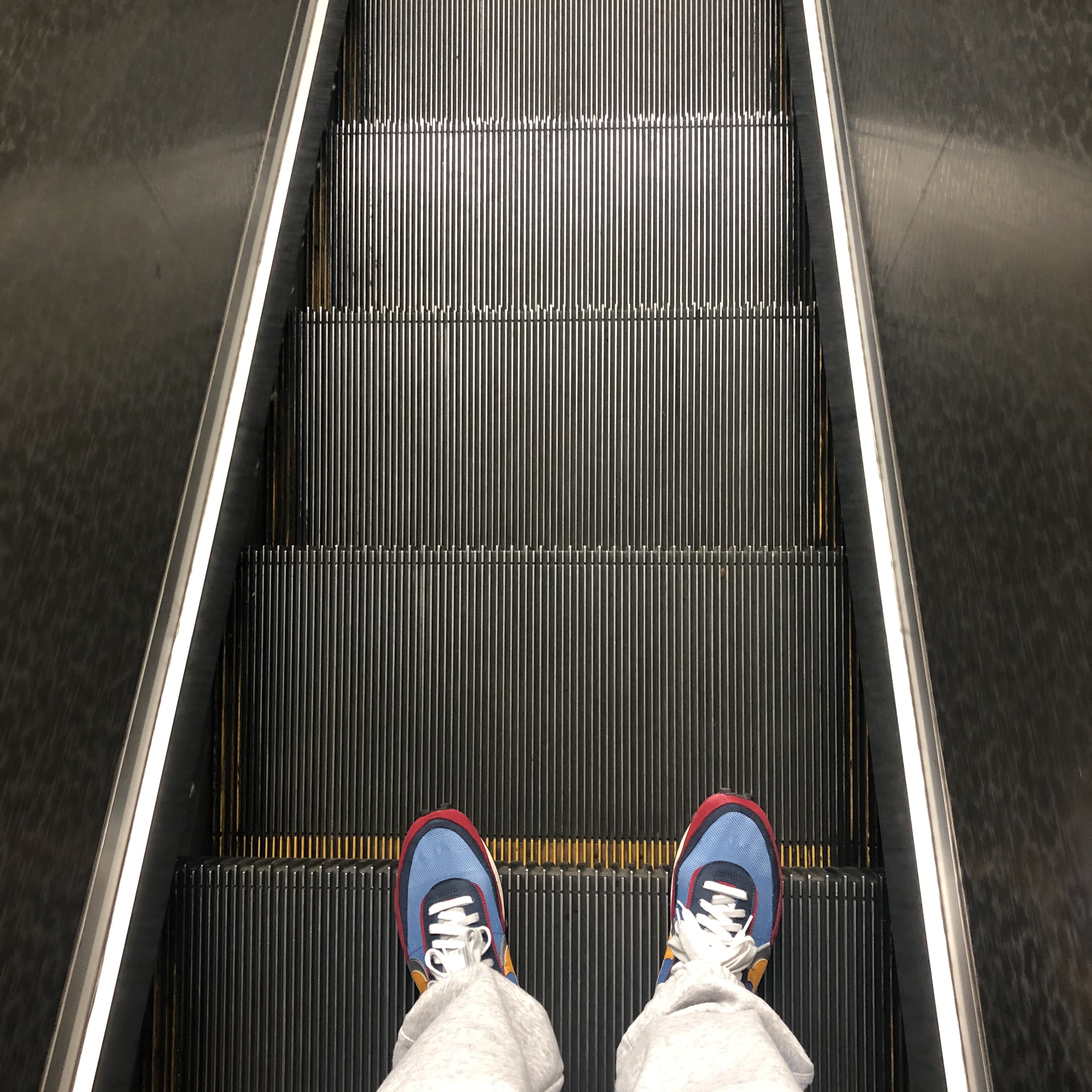 Nike x Sacai LDWaffle Blue Multi 착용 스타일