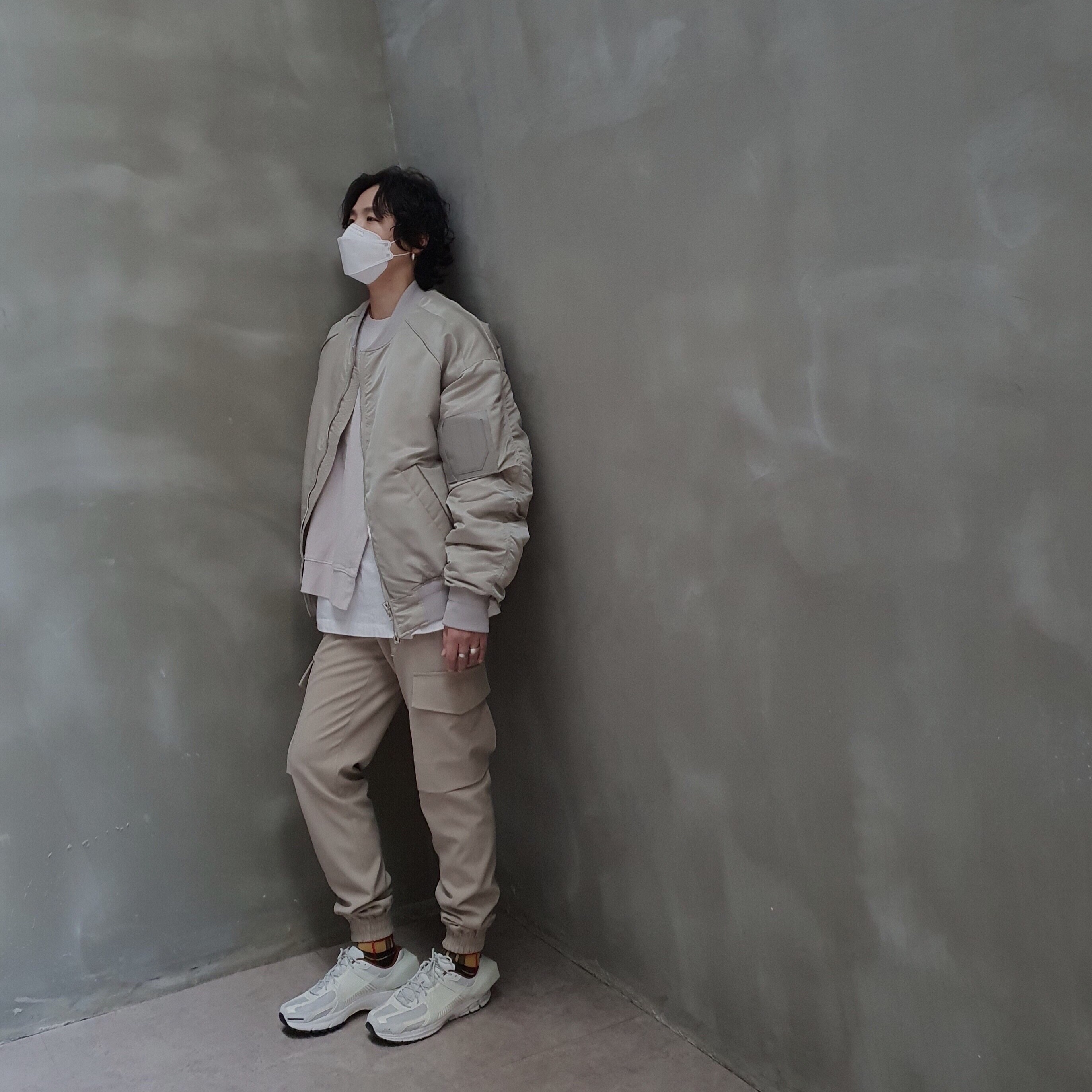 Nike x A-Cold-Wall Zoom Vomero 5 Sail 착용 스타일