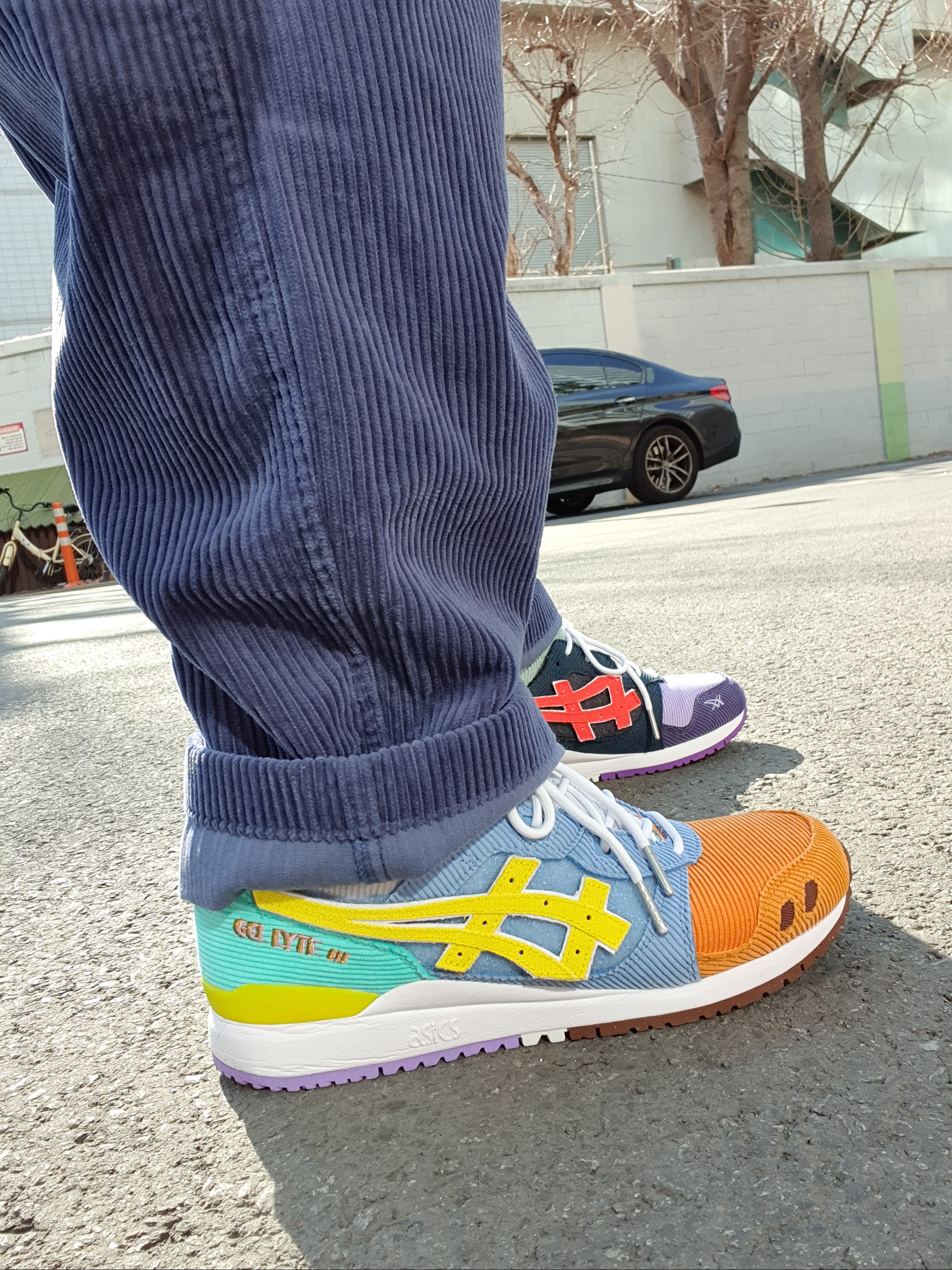 Asics x Atmos x Sean Wotherspoon Gel-Lyte III OG Corduroy 착용 스타일 - 4
