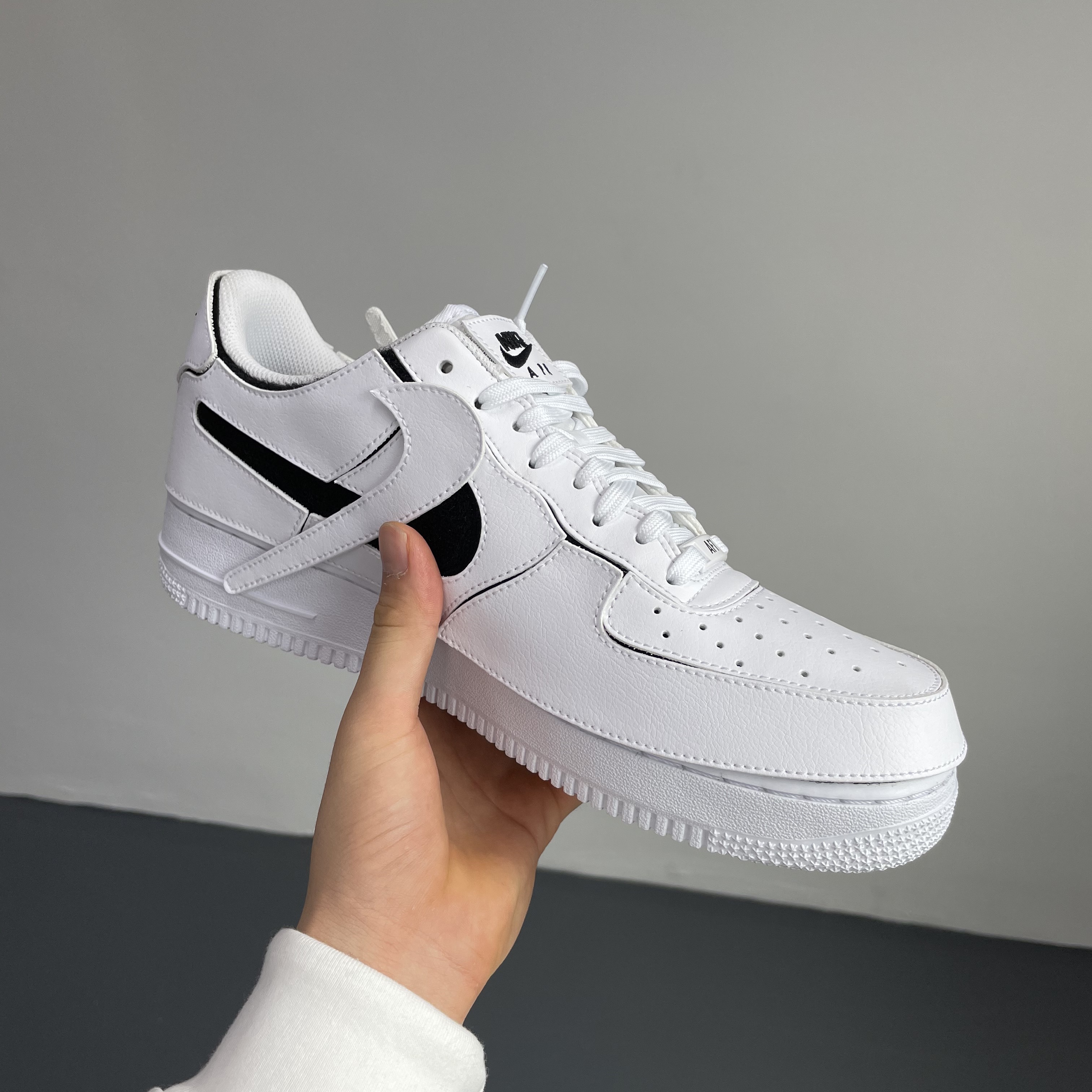 Nike Air Force 1/1 Cosmic Clay 착용 스타일 - 3