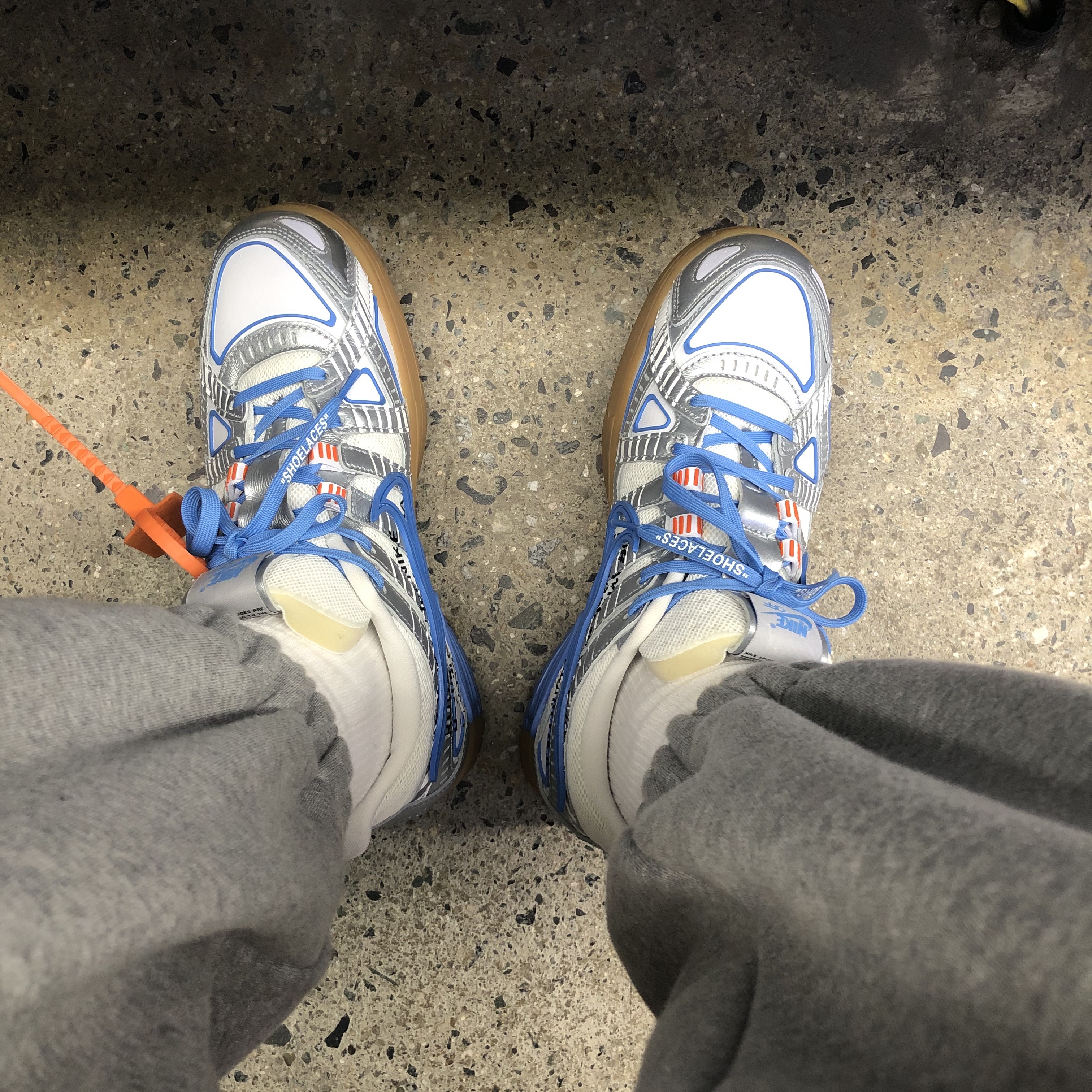 Nike x Off-White Air Rubber Dunk University Blue 착용 스타일 - 1