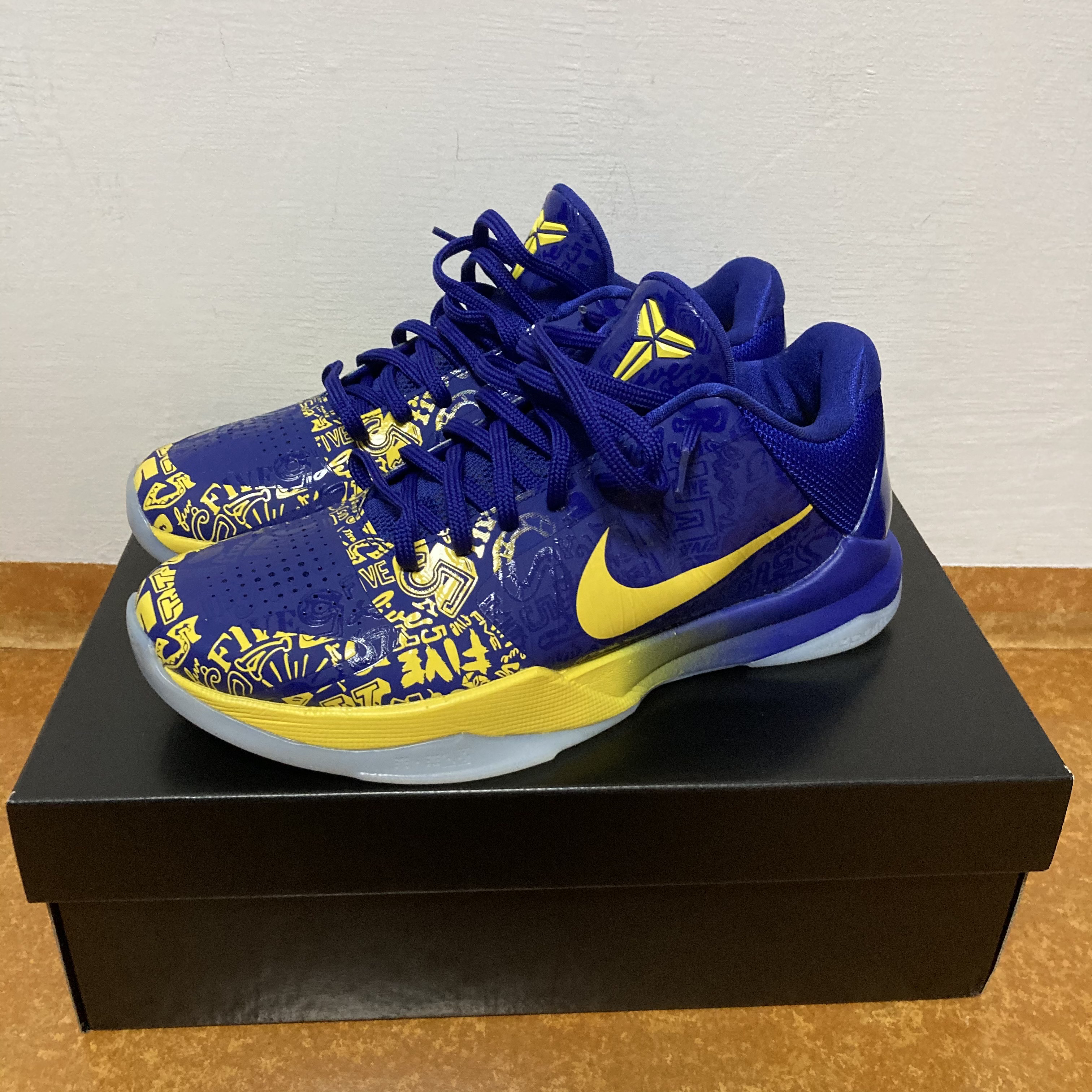 Nike Kobe 5 Protro 5 Rings 착용 스타일