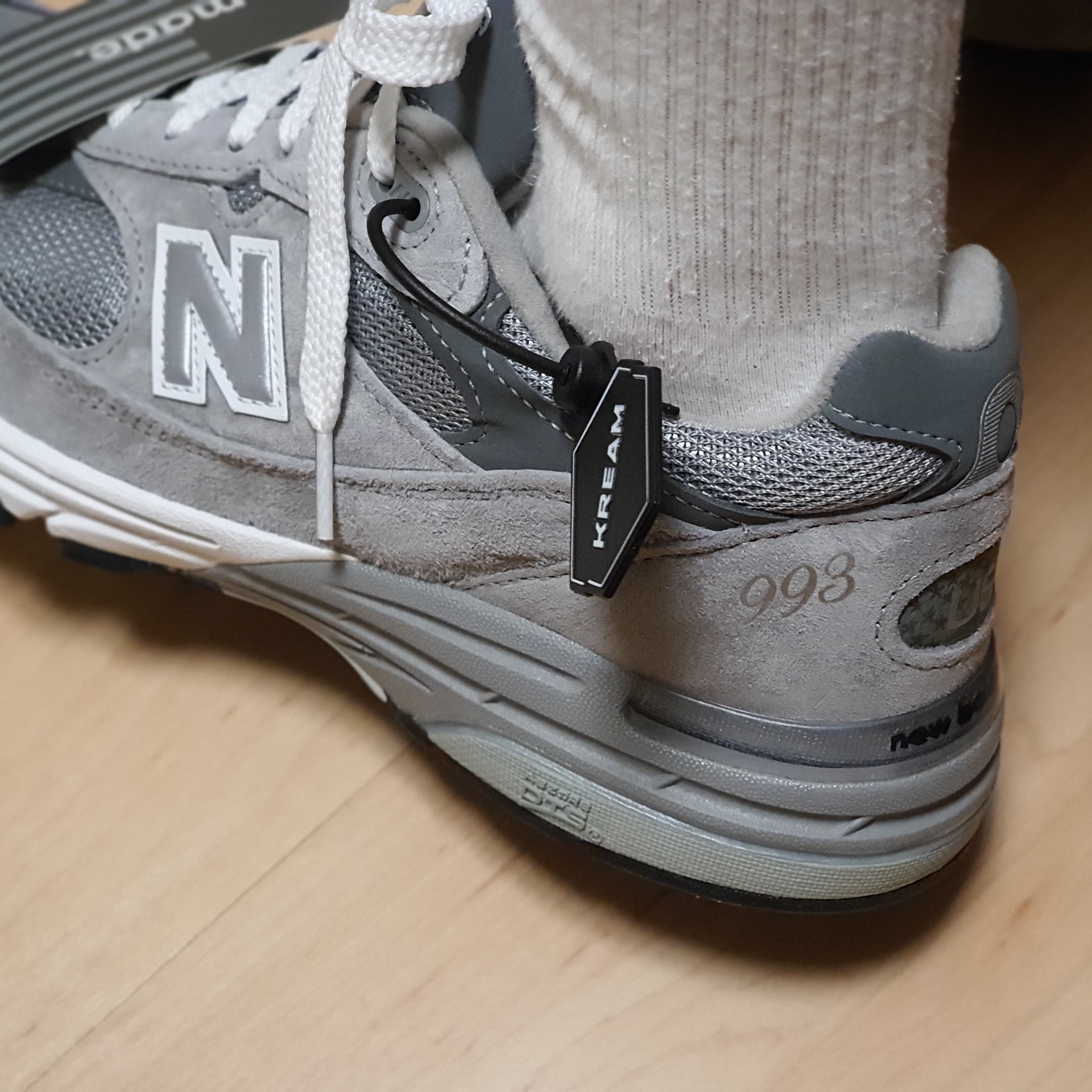 New Balance 993 Made in USA Grey - D Standard 착용 스타일 - 1