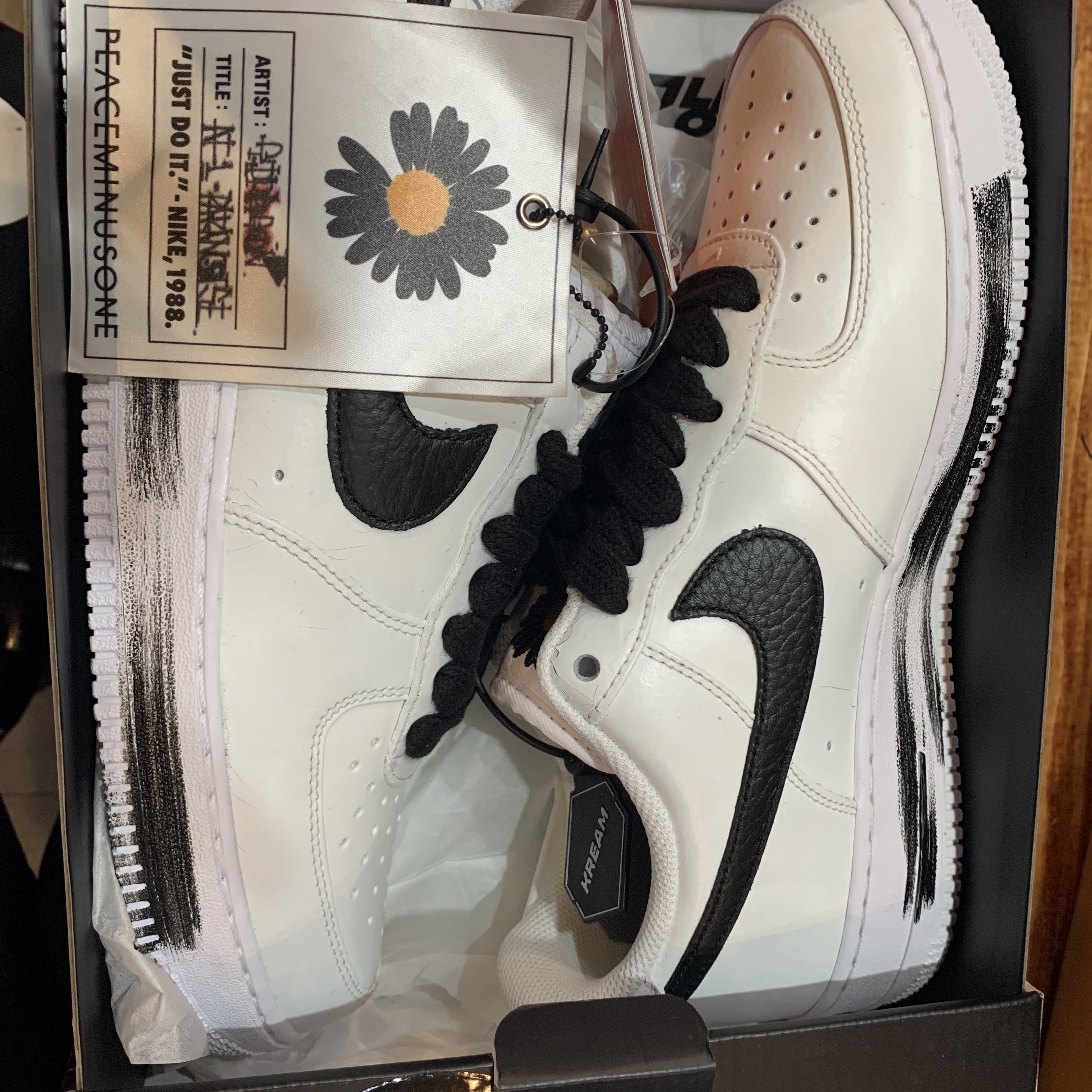 Nike x Peaceminusone Air Force 1 Low Para-Noise 2.0 착용 스타일
