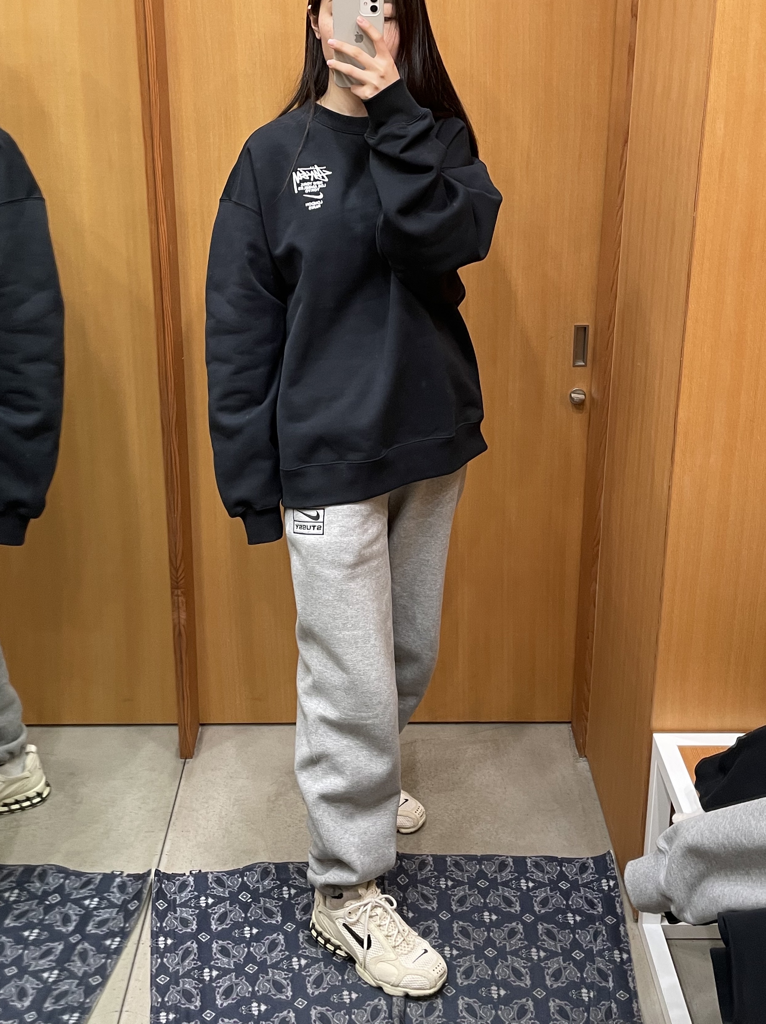 Nike x Stussy NRG ZR Fleece Crewneck Black - US/EU, Nike x Stussy NRG BR Fleece Pants Grey 착용 스타일