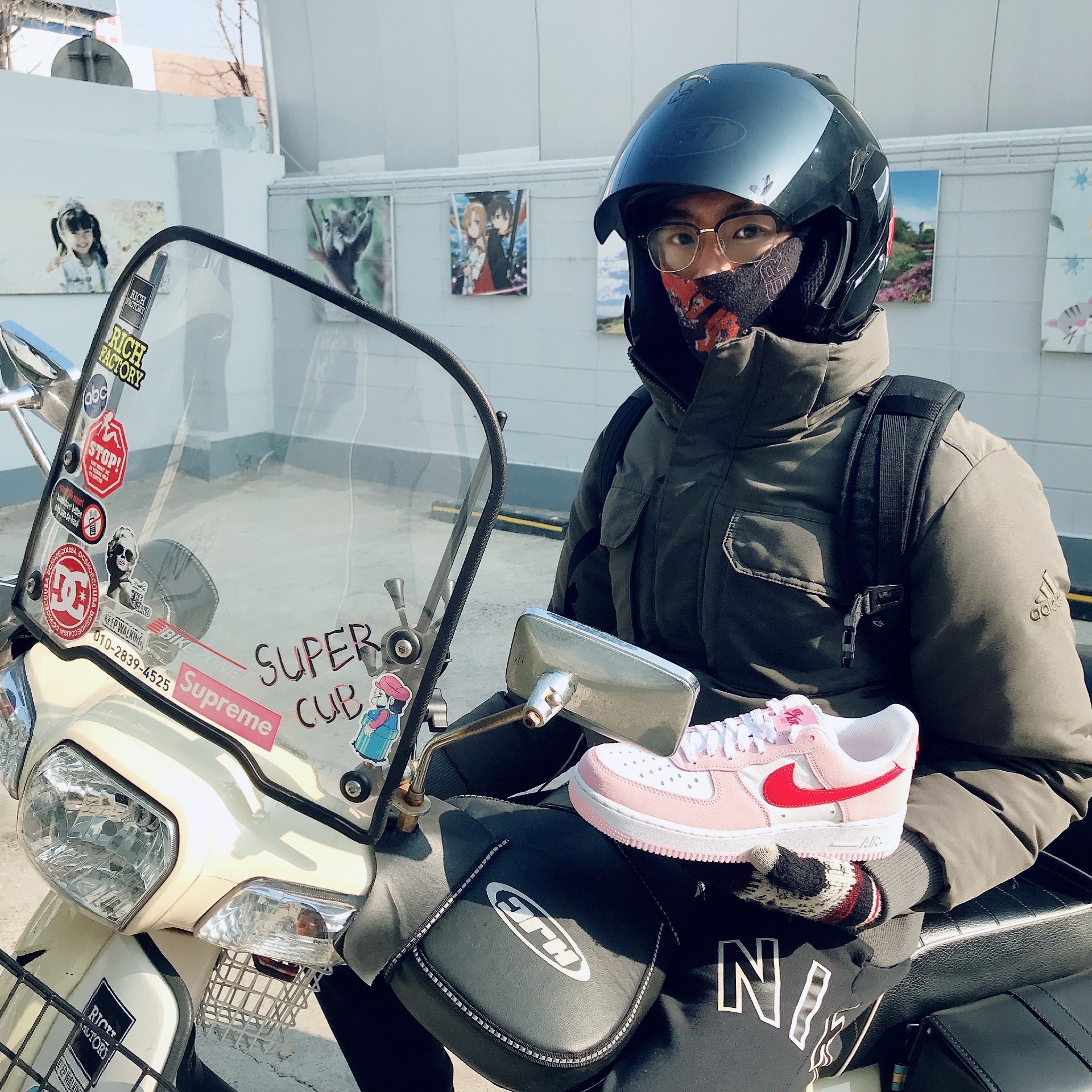 Nike Air Force 1 '07 QS Valentine's Day 착용 스타일