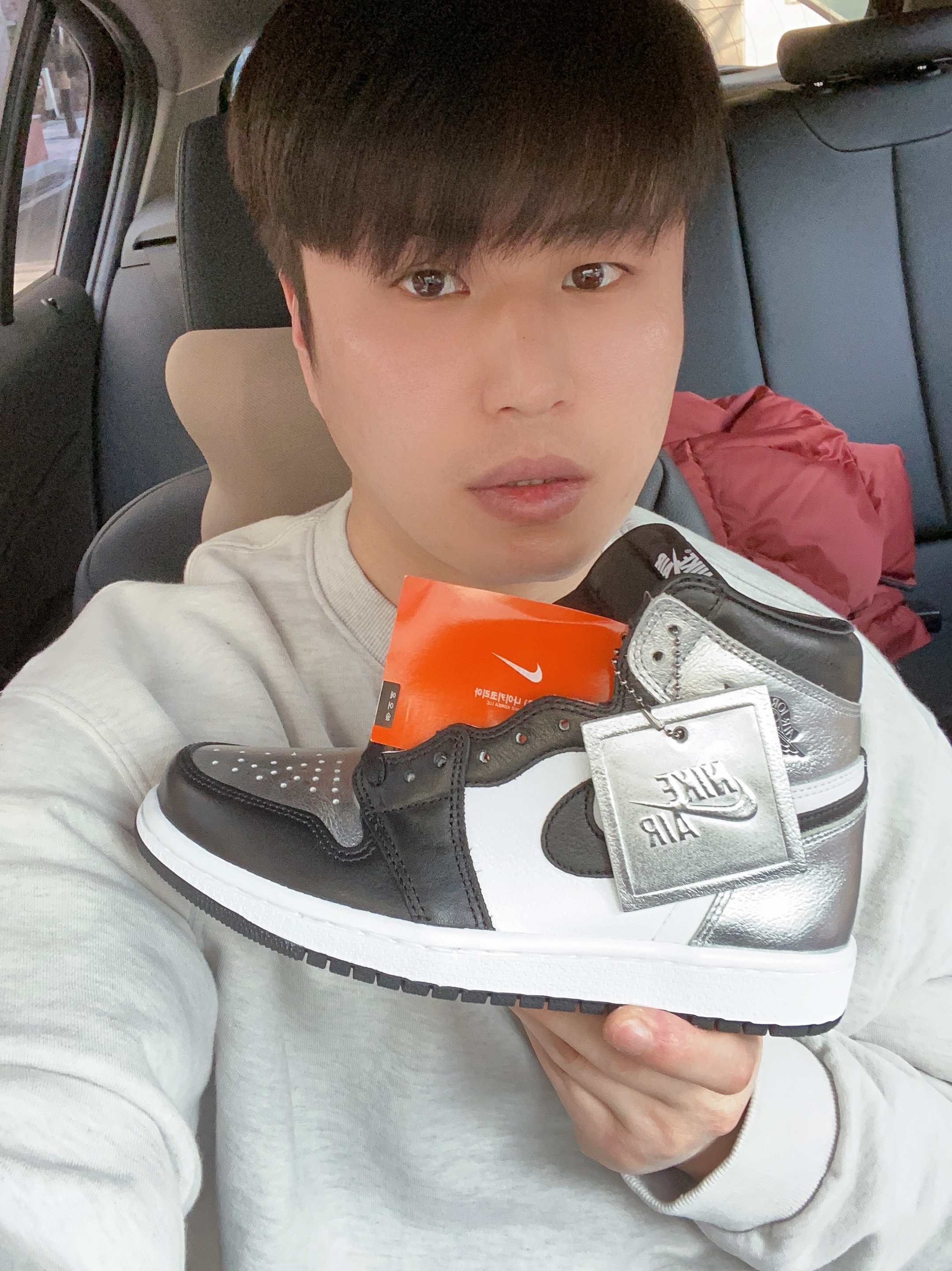 (W) Jordan 1 Retro High OG Silver Toe 착용 스타일