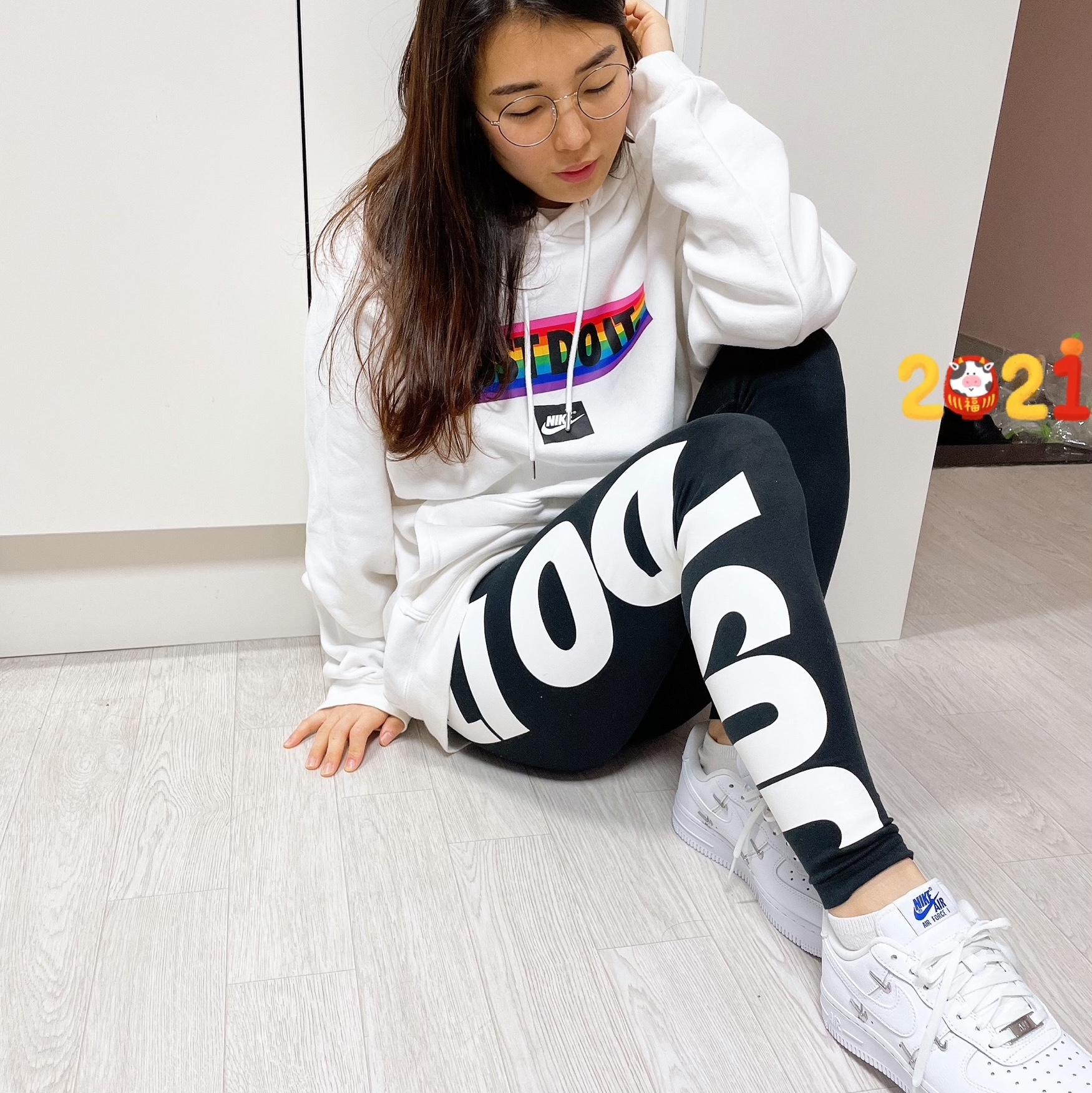 (W) Nike Air Force 1 Low '07 LX Chrome Luxe 착용 스타일