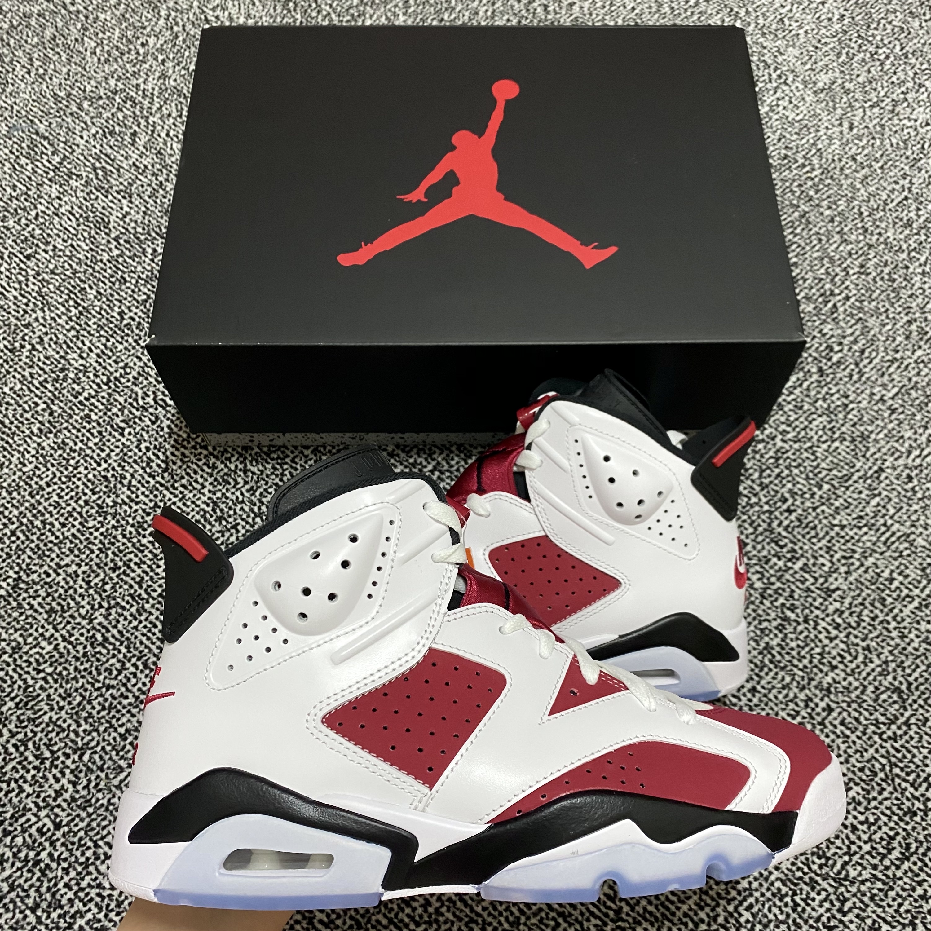 Jordan 6 Retro Carmine 2021 착용 스타일