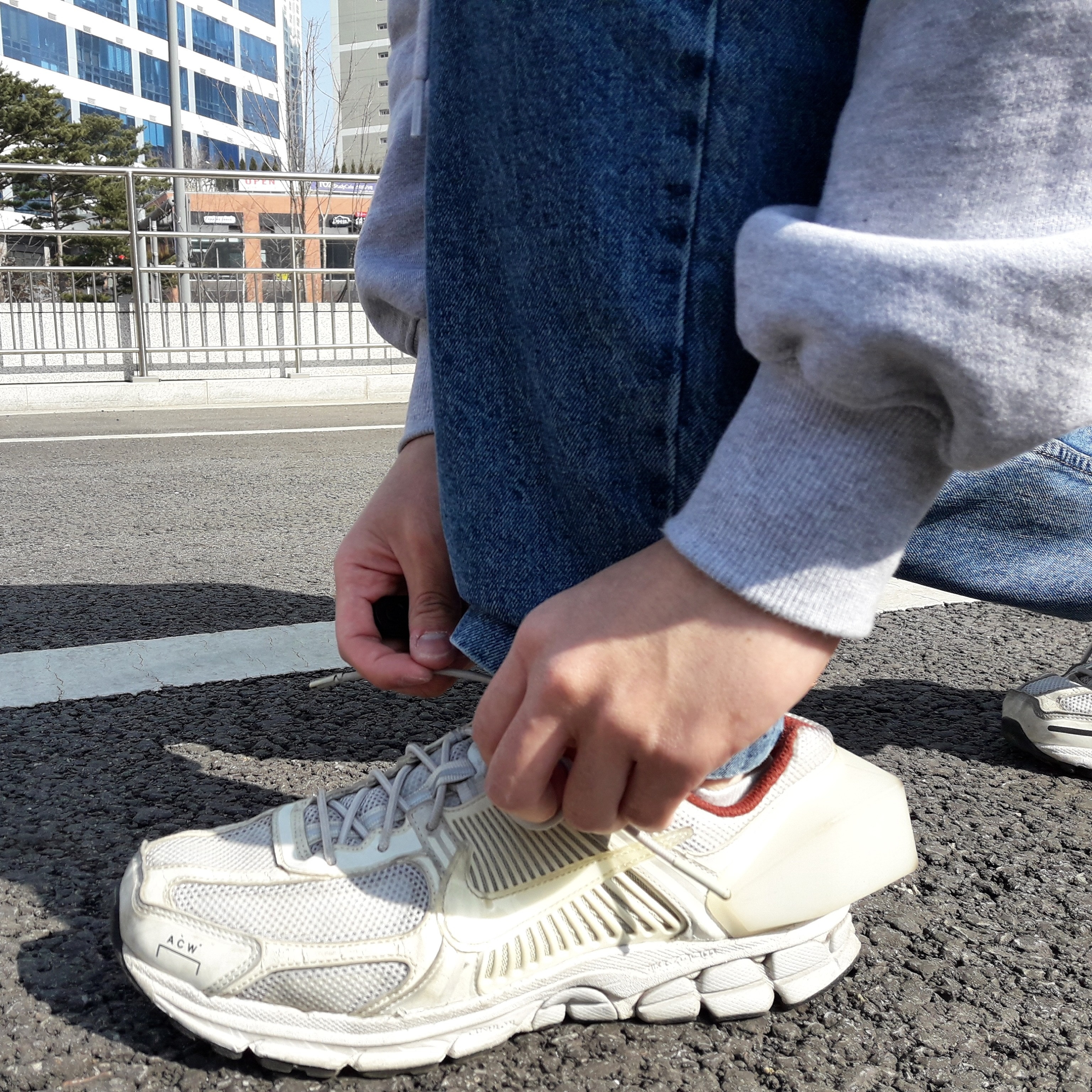 Nike x A-Cold-Wall Zoom Vomero 5 Sail 착용 스타일 - 2