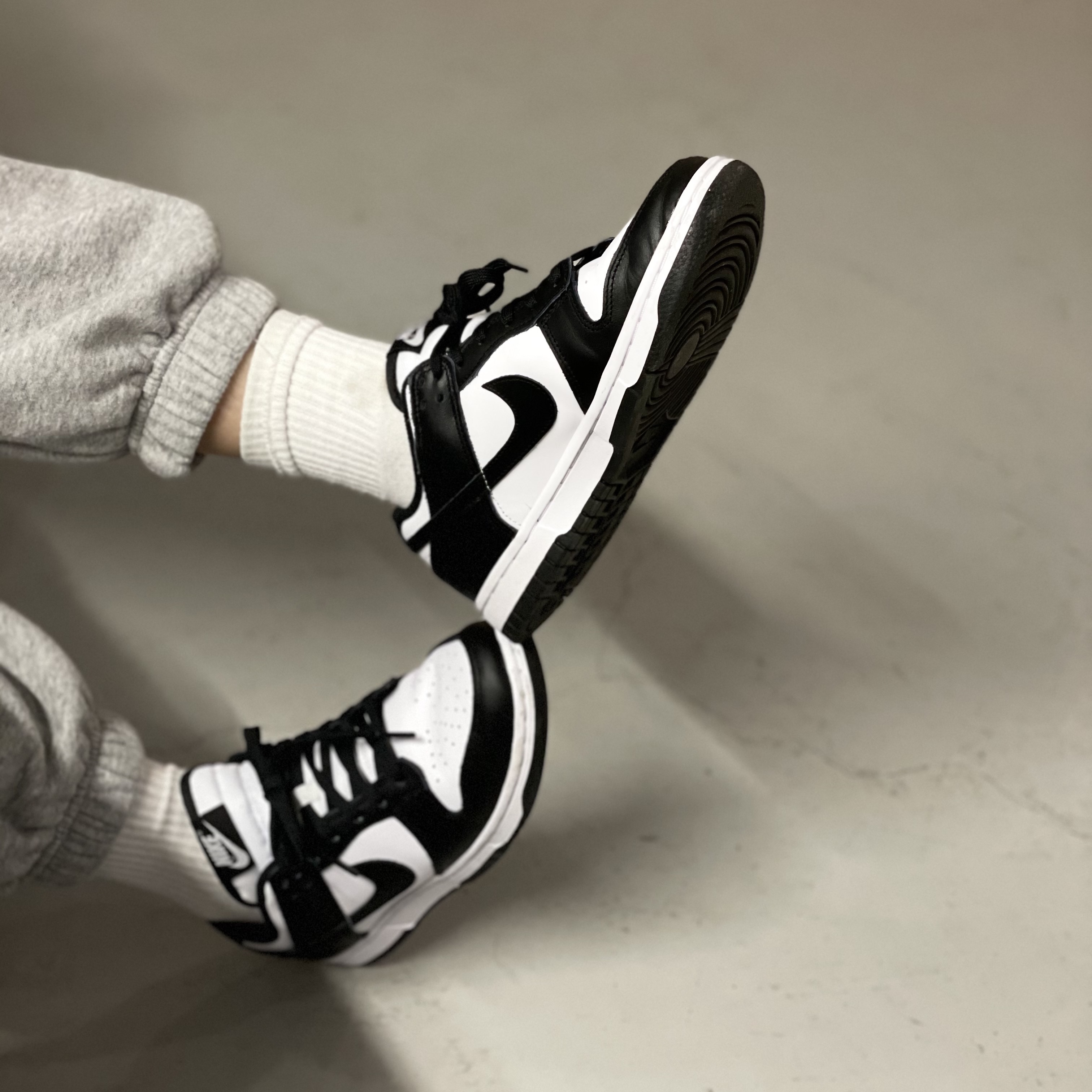(W) Nike Dunk Low Black 착용 스타일