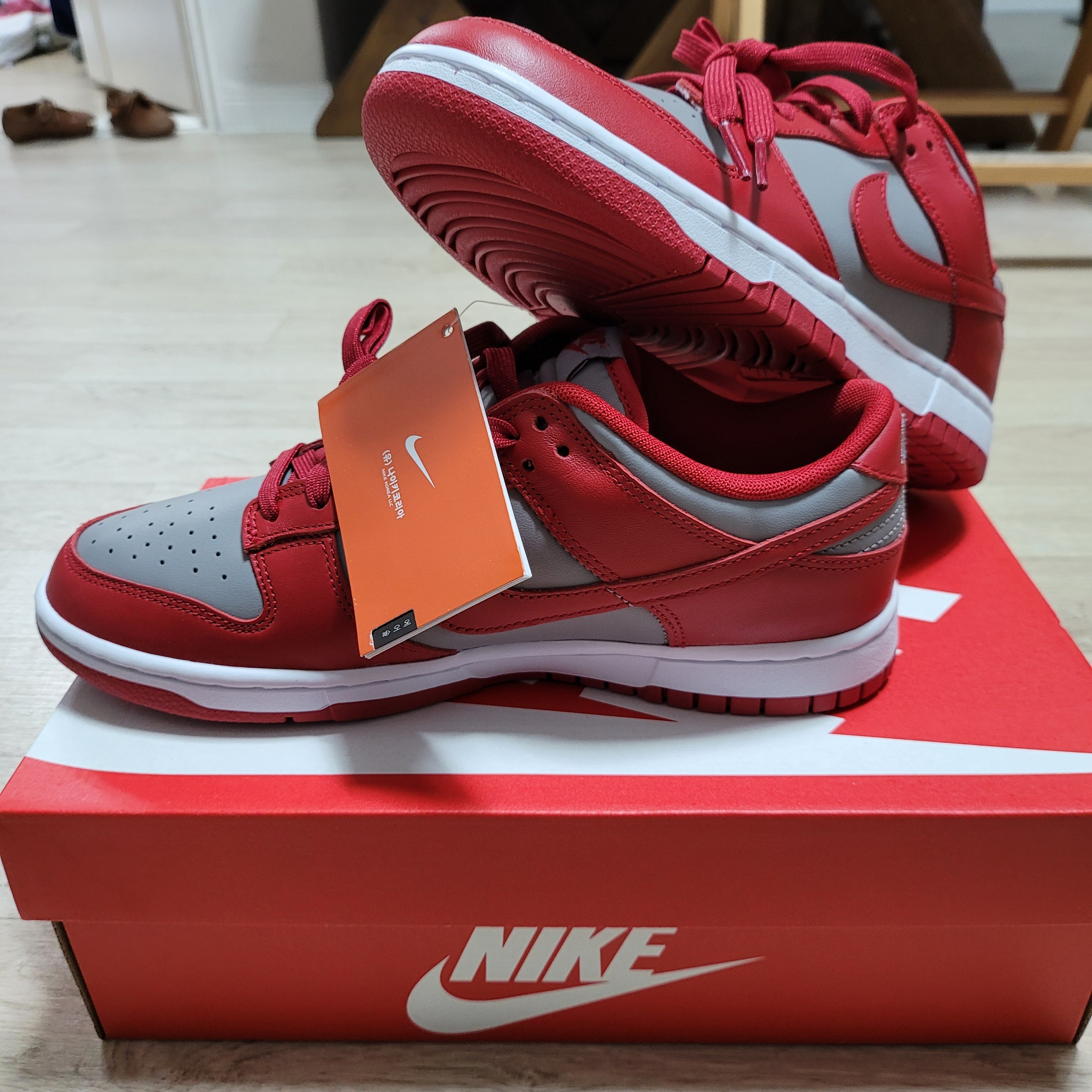 Nike Dunk Low Retro Medium Grey, Essentials Sweatpants Dark Slate/Black 2020 착용 스타일 - 2