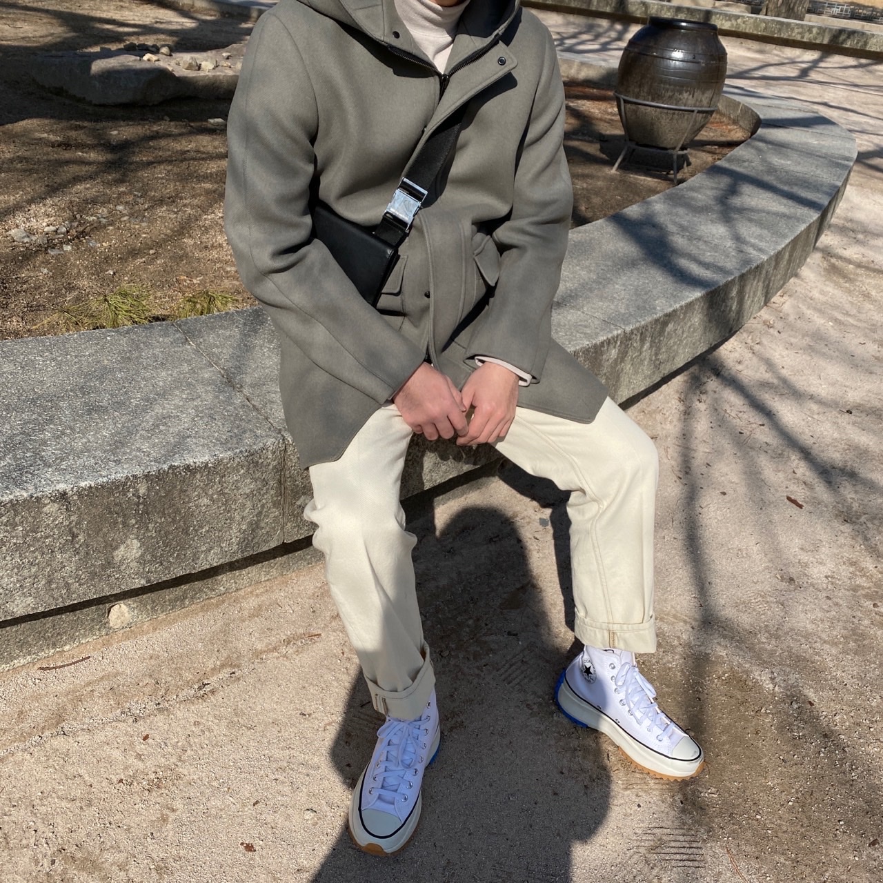 Converse x JW Anderson Run Star Hike Hi White 착용 스타일 - 3