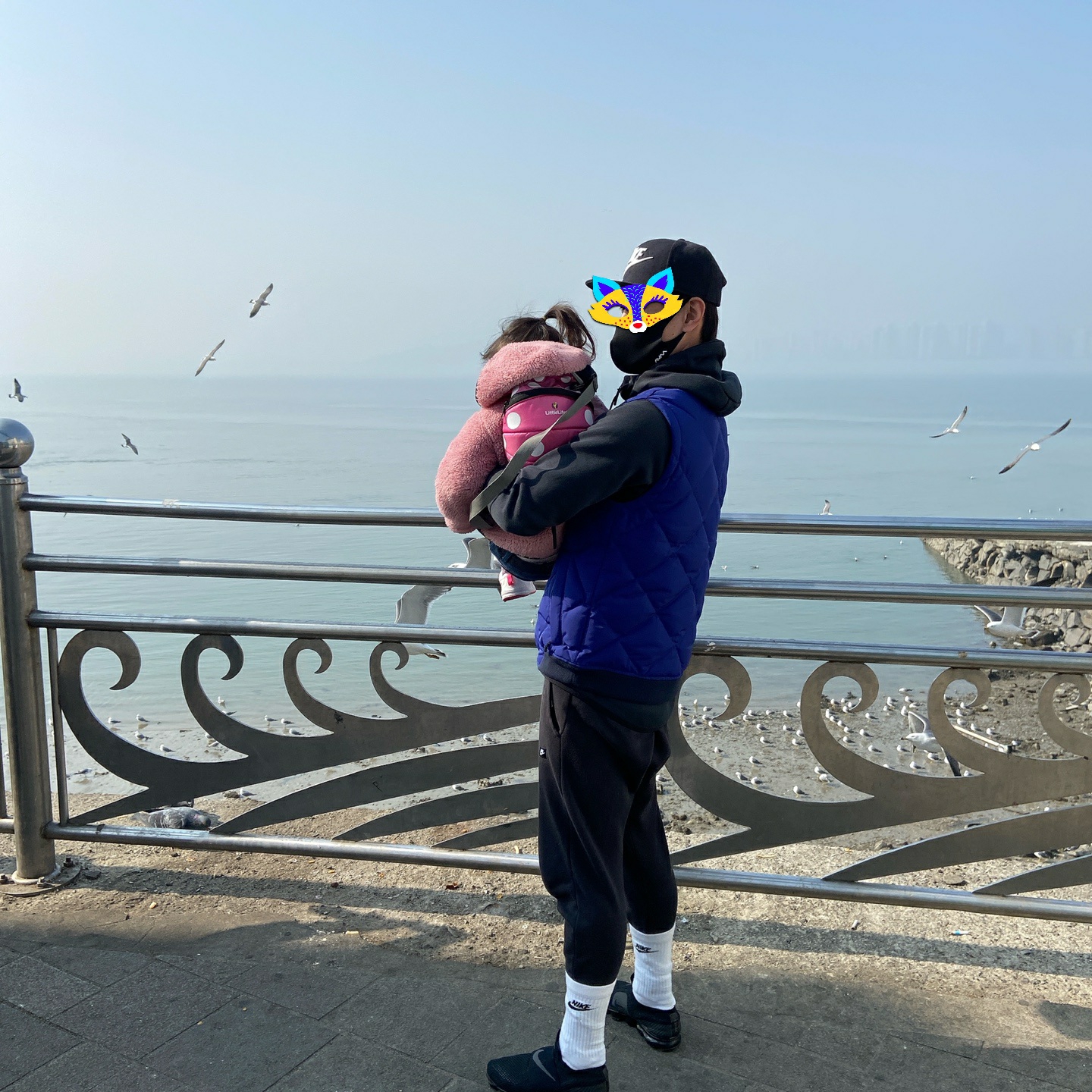 Nike Air VaporMax Moc Triple Black 착용 스타일