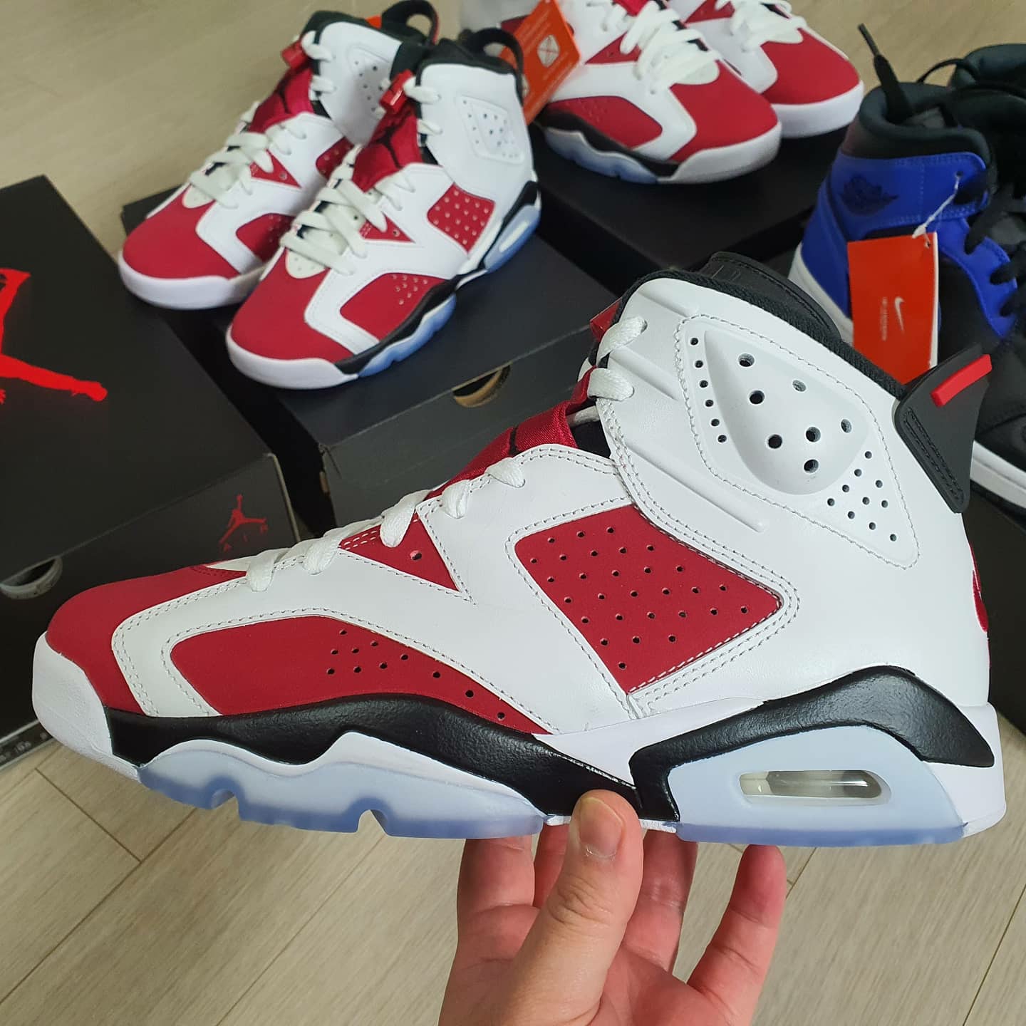 Jordan 6 Retro Carmine 2021, (GS) Jordan 6 Retro Carmine 2021 착용 스타일 - 2