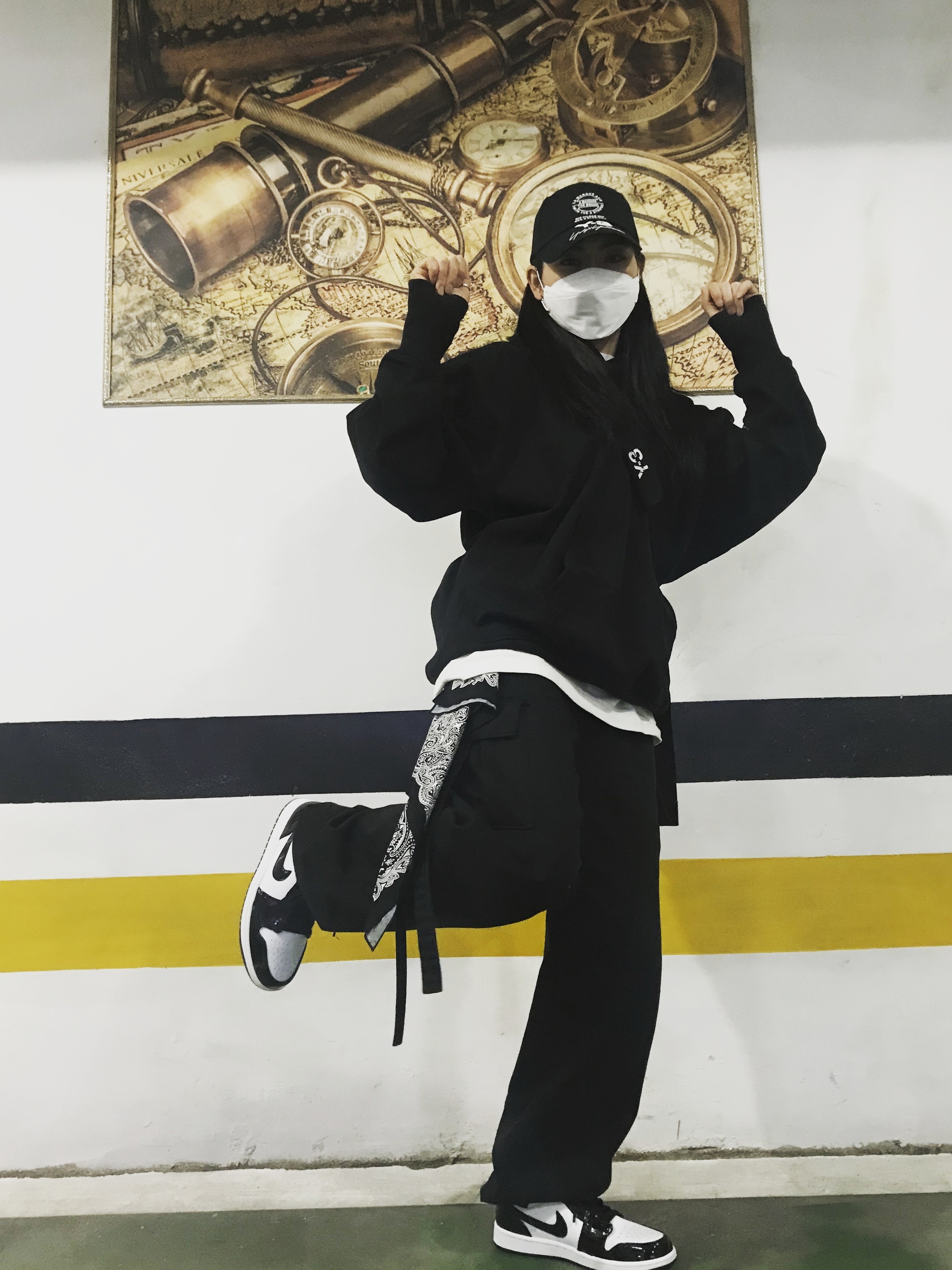Jordan 1 Mid SE ASW Black 착용 스타일