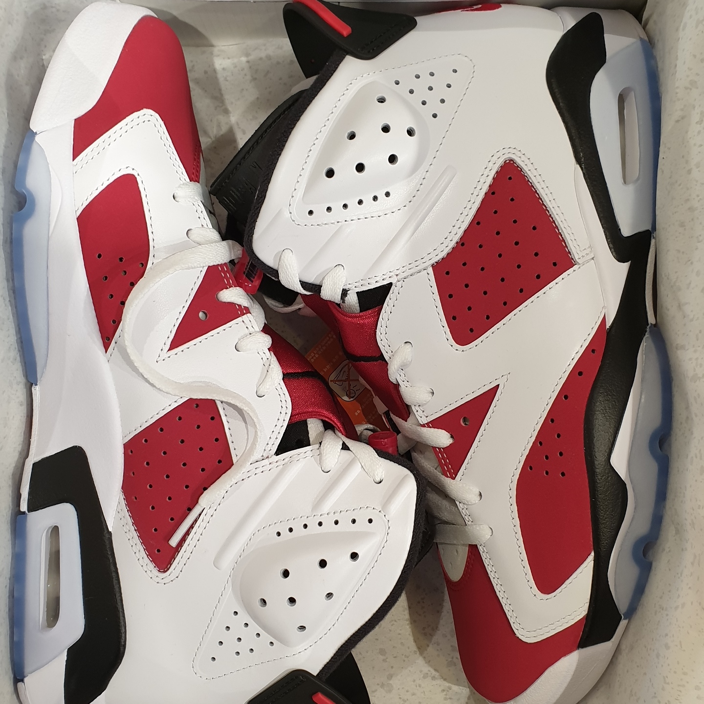 Jordan 6 Retro Carmine 2021 착용 스타일