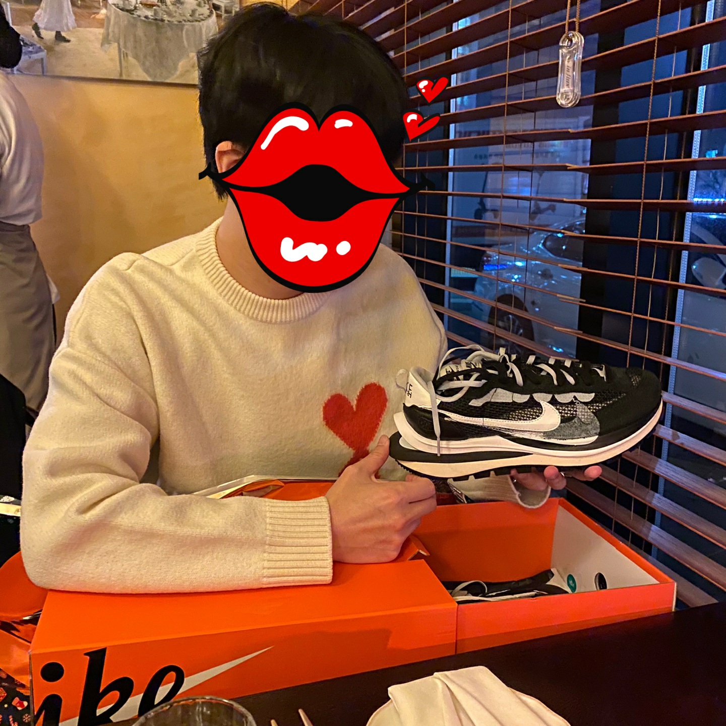 Nike x Sacai VaporWaffle Black White 착용 스타일 - 2