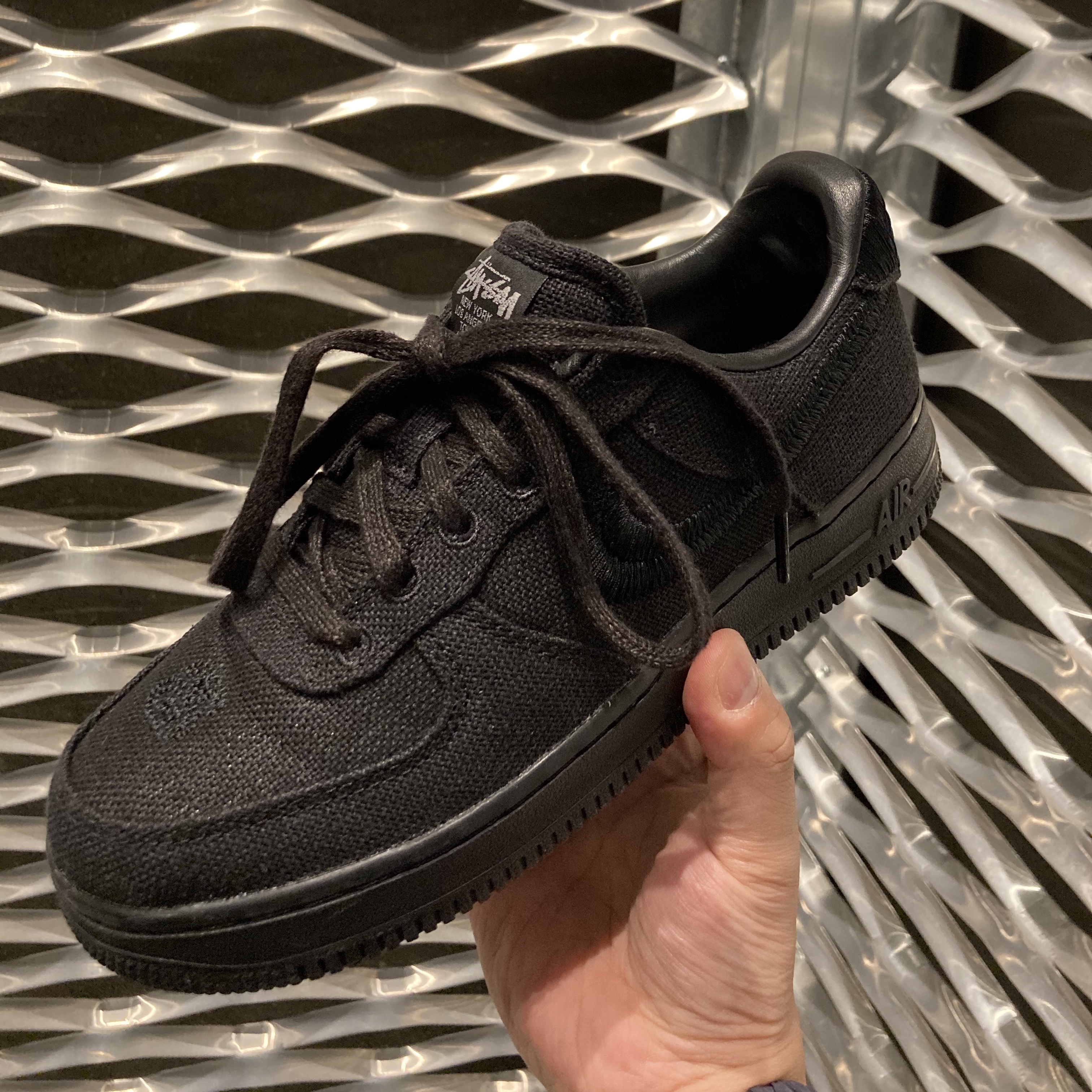 Nike x Stussy Air Force 1 Low Triple Black 착용 스타일