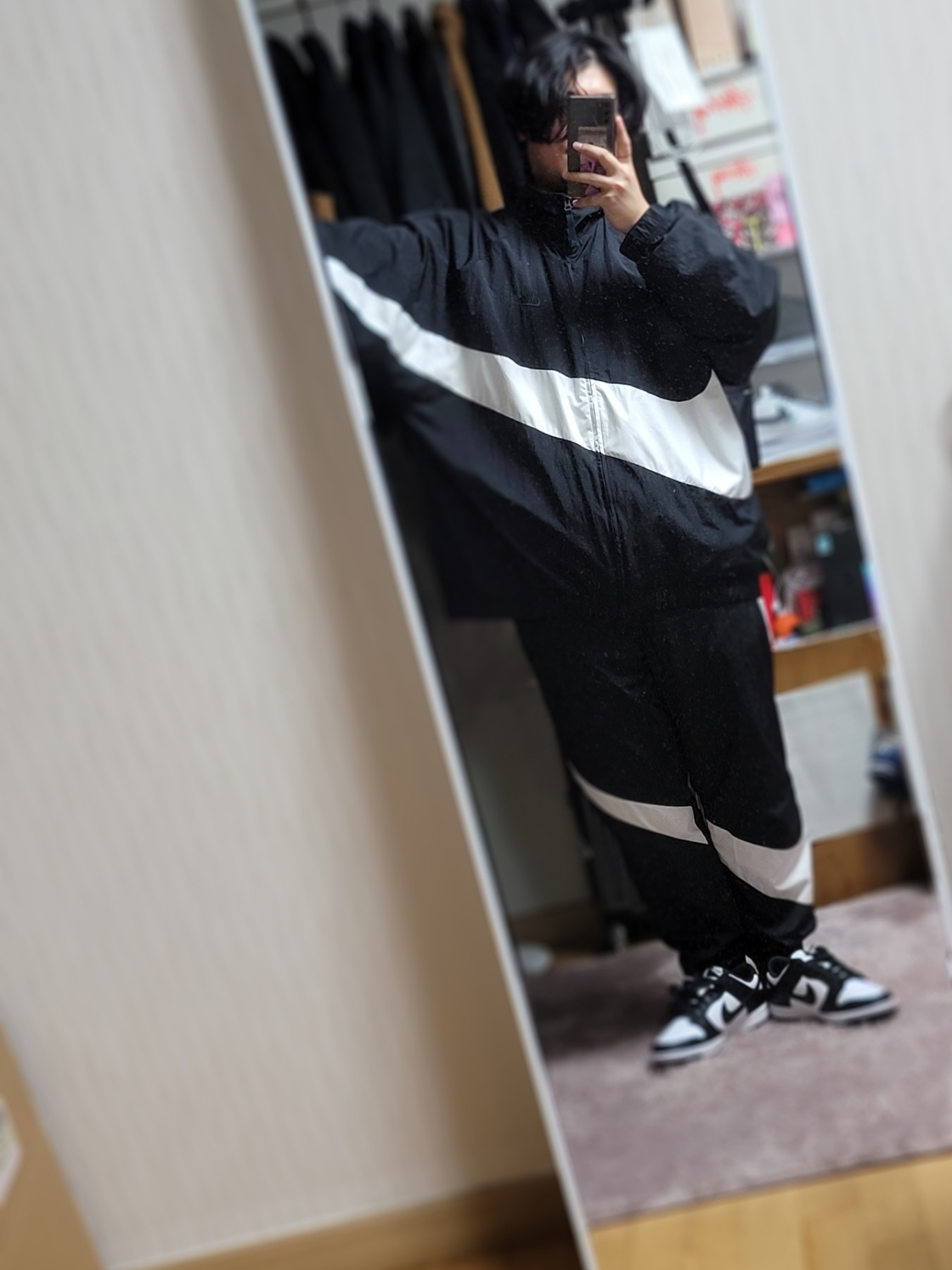 Nike Dunk Low Retro Black, Nike x Peaceminusone Air Force 1 Low Para-Noise 2.0 착용 스타일