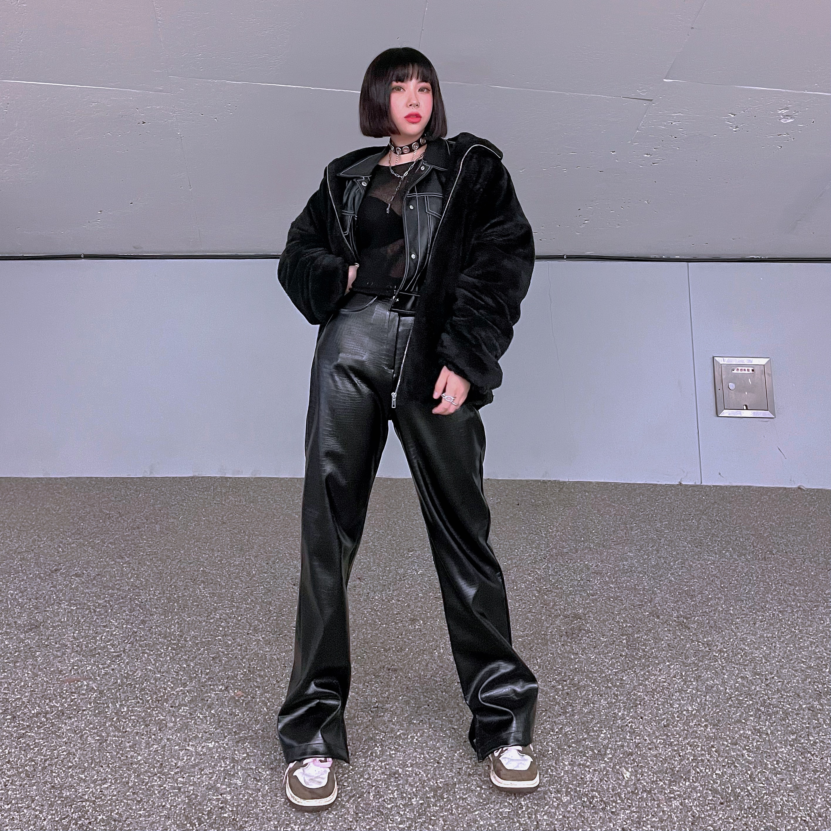 Jordan 1 x Travis Scott Retro High OG SP Mocha 착용 스타일