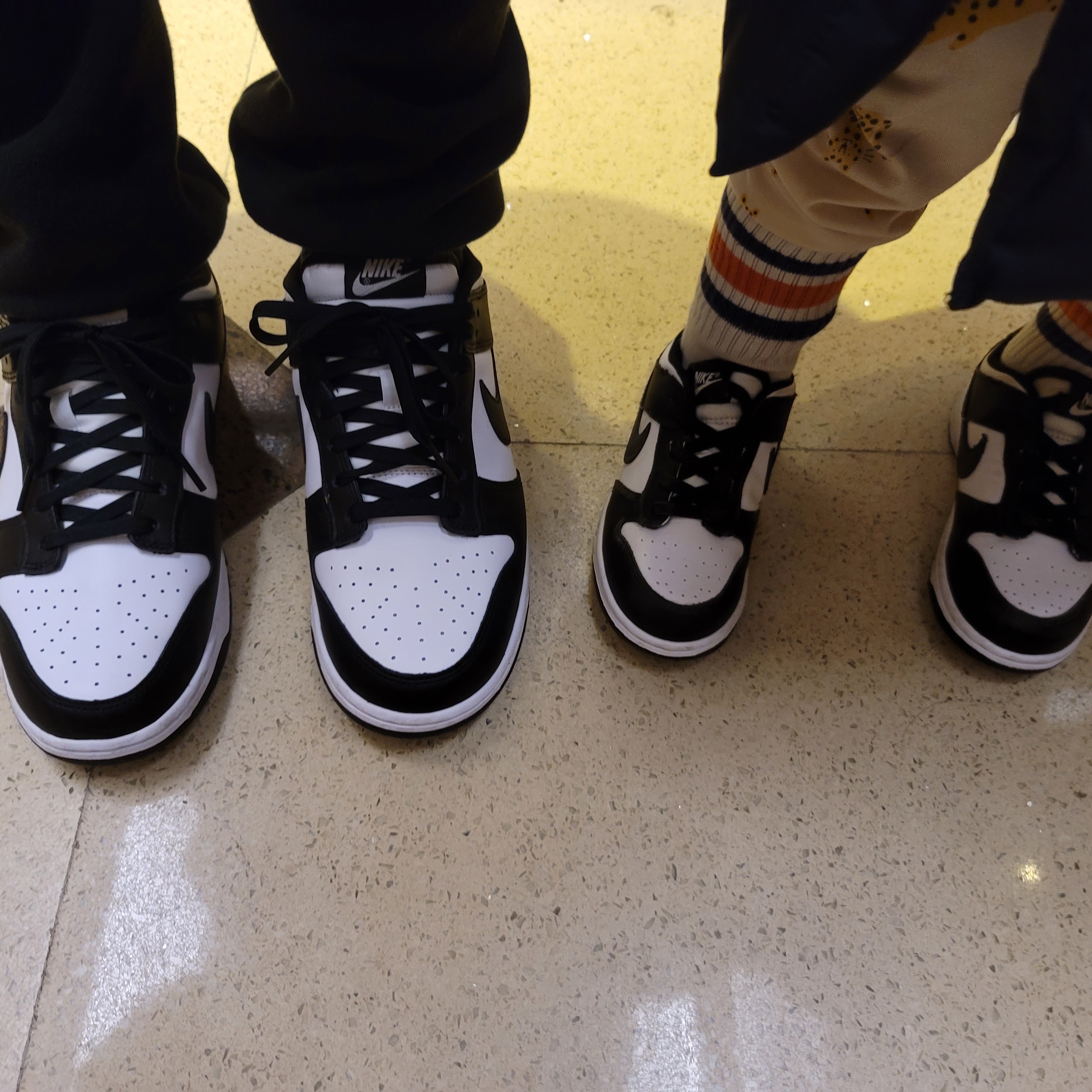 Nike x Kasina Dunk Low 80's Bus, IAB Studio Hoodie Navy - 21SS 착용 스타일 - 4