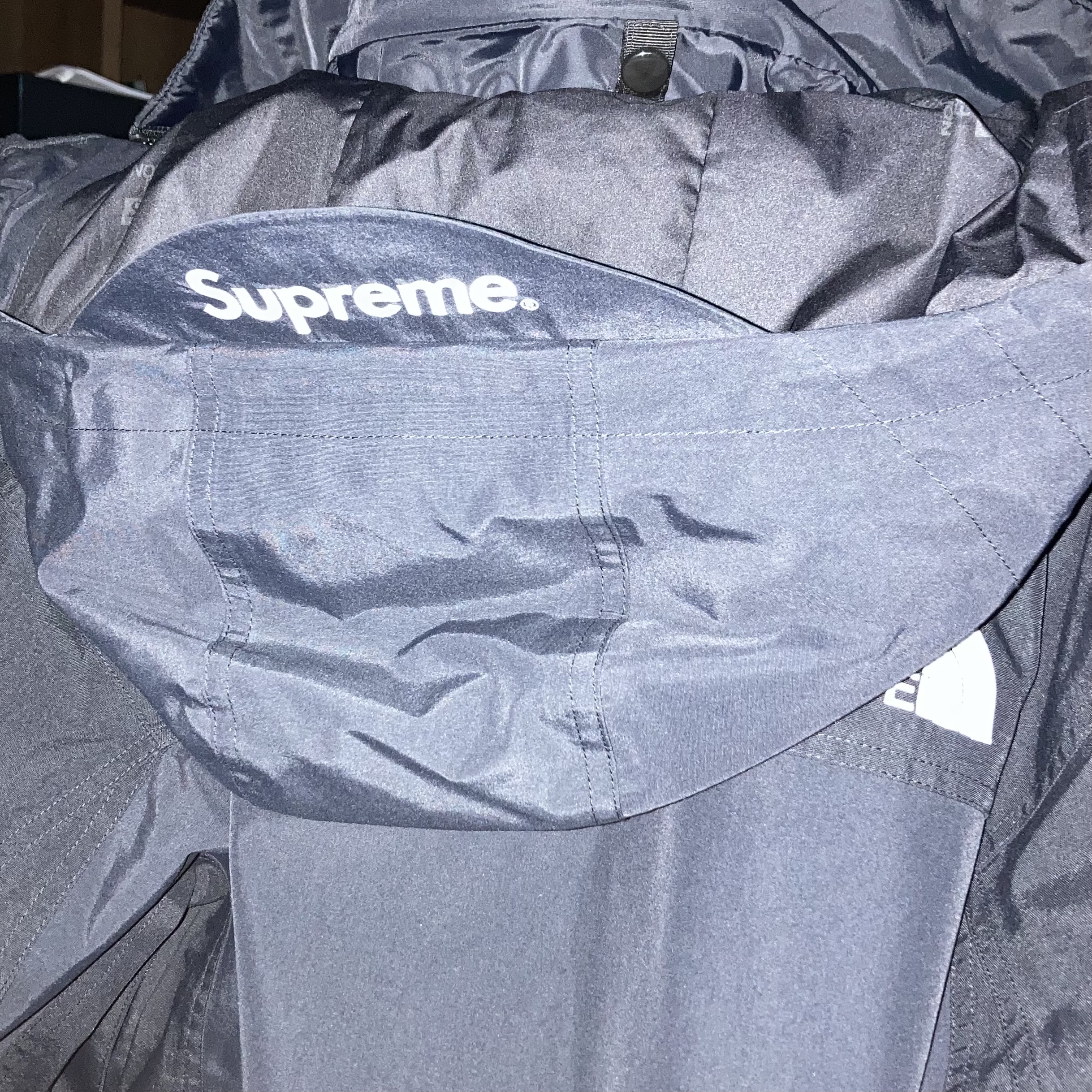 Supreme x The North Face RTG Jacket + Vest Black - 20SS 착용 스타일 - 2