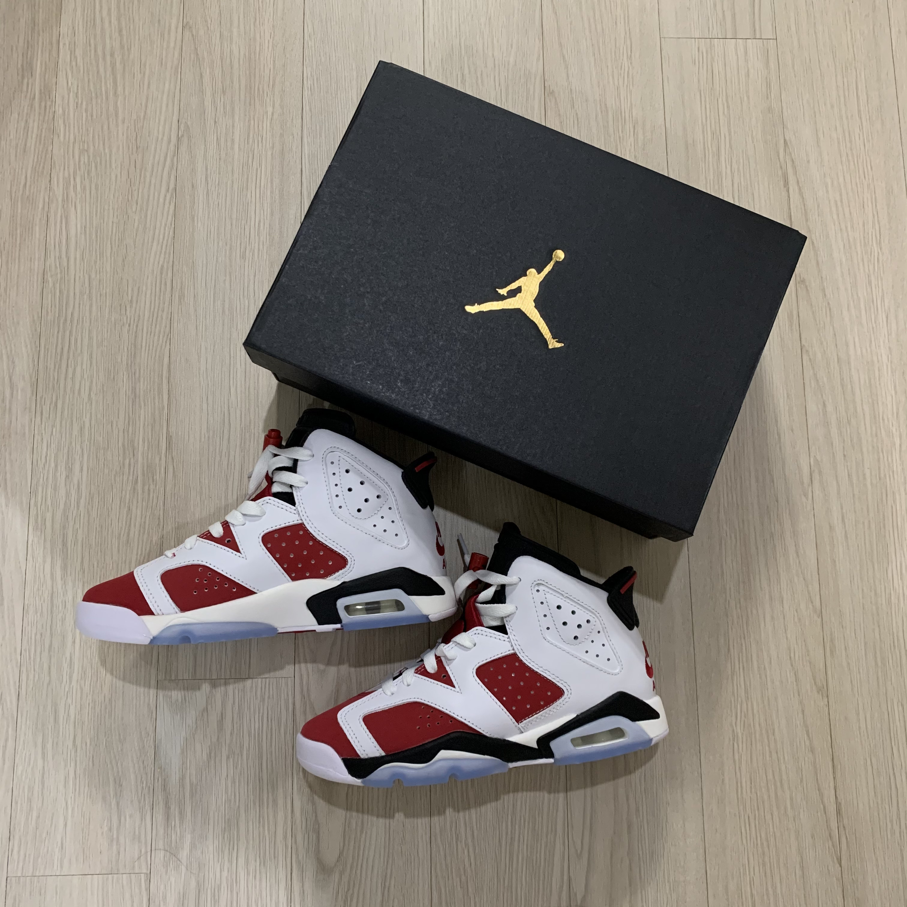 (GS) Jordan 6 Retro Carmine 2021, Nike SB Heritage 86 Corduroy WSD Cap Chutney 착용 스타일 - 2