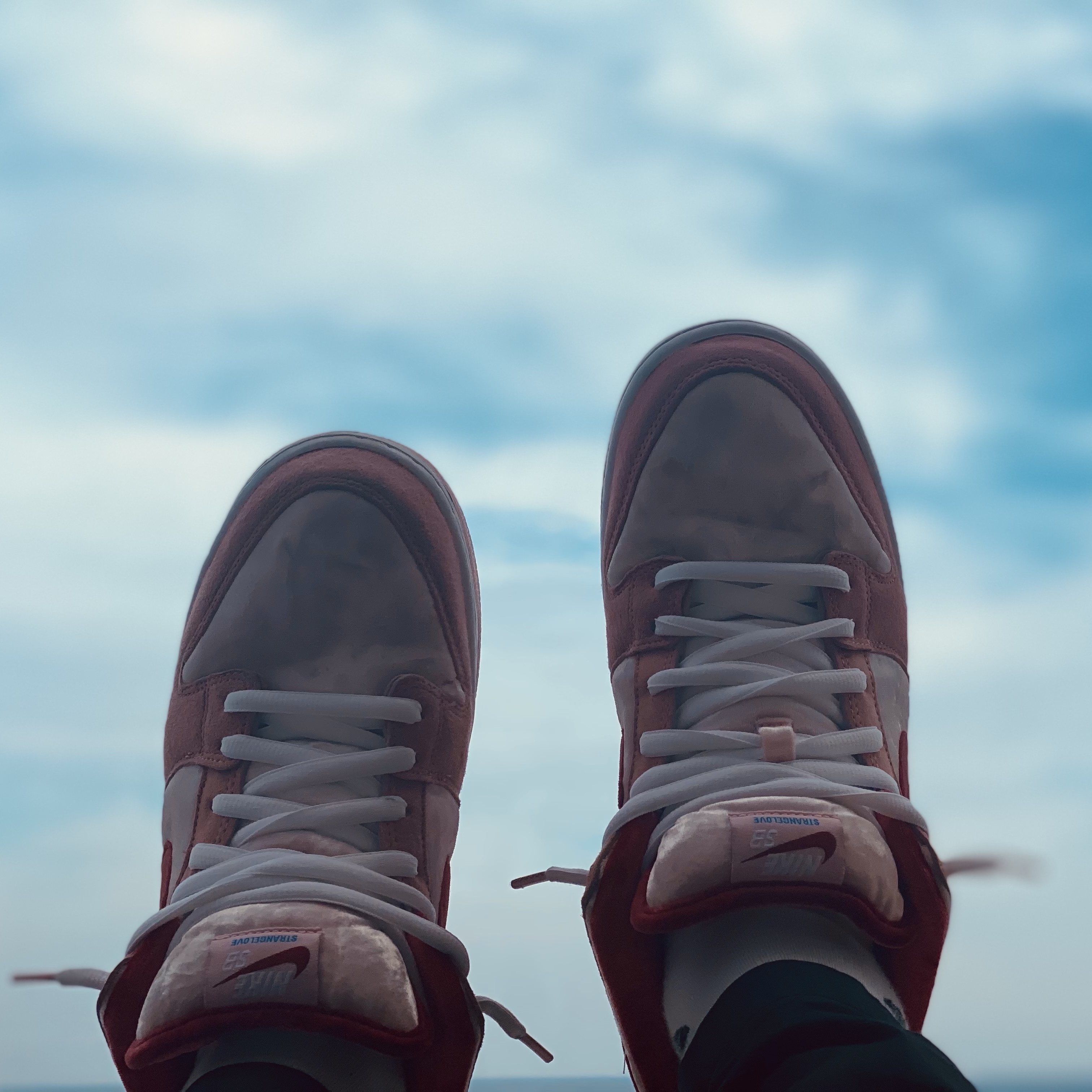 Nike x StrangeLove SB Dunk Low Pink (Regular Box) 착용 스타일 - 5