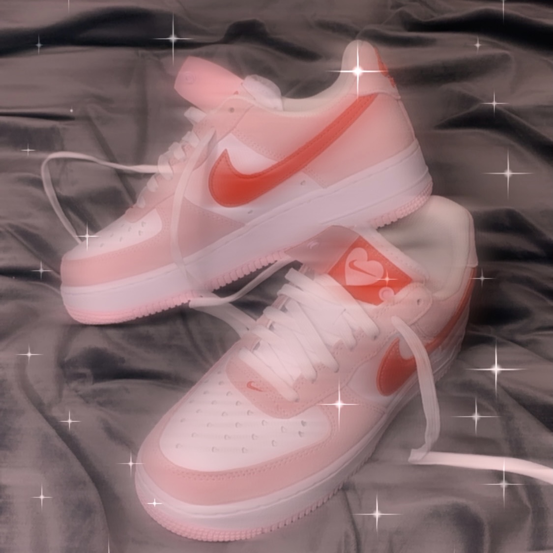 (W) Nike Classic Cortez Nylon Premium Rose Pink, Nike Air Force 1 '07 QS Valentine's Day 착용 스타일 - 5