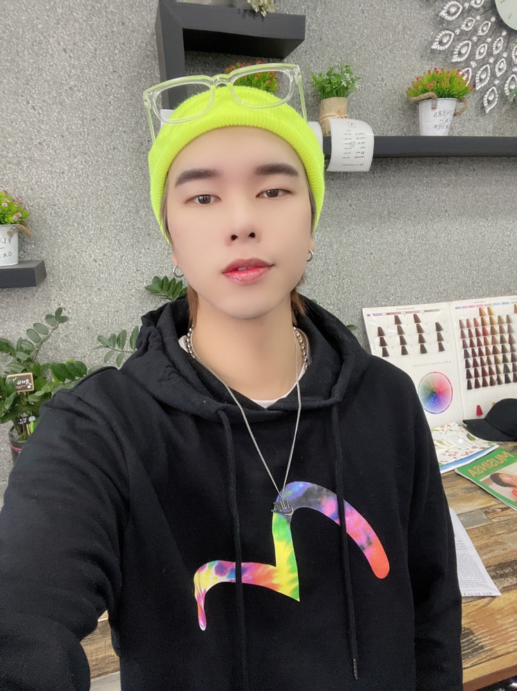 KREAM 프로필 이미지