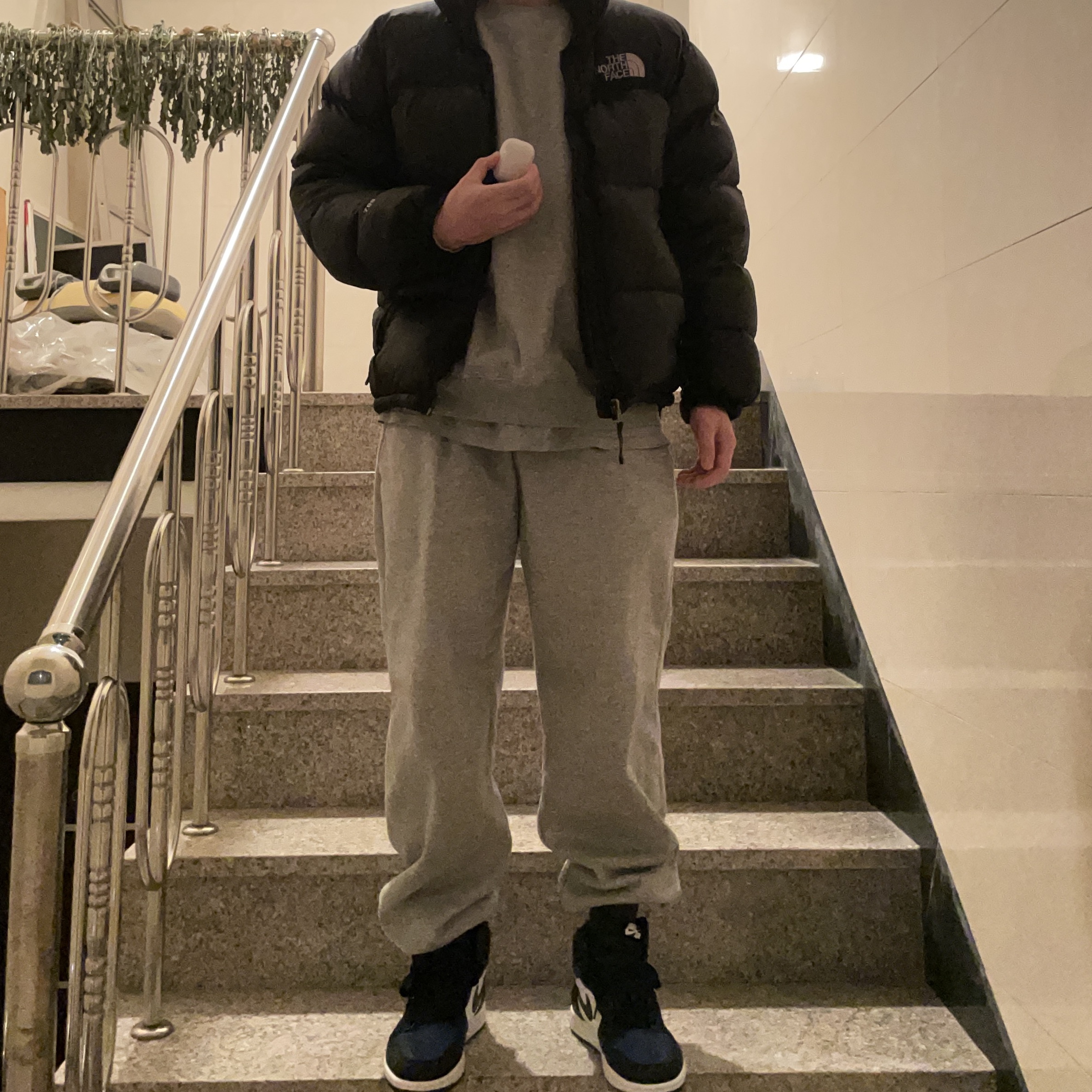 Jordan 1 Retro High OG Royal Toe 착용 스타일