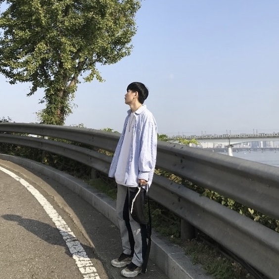 Adidas x Raf Simons Ozweego 3 Khaki 착용 스타일