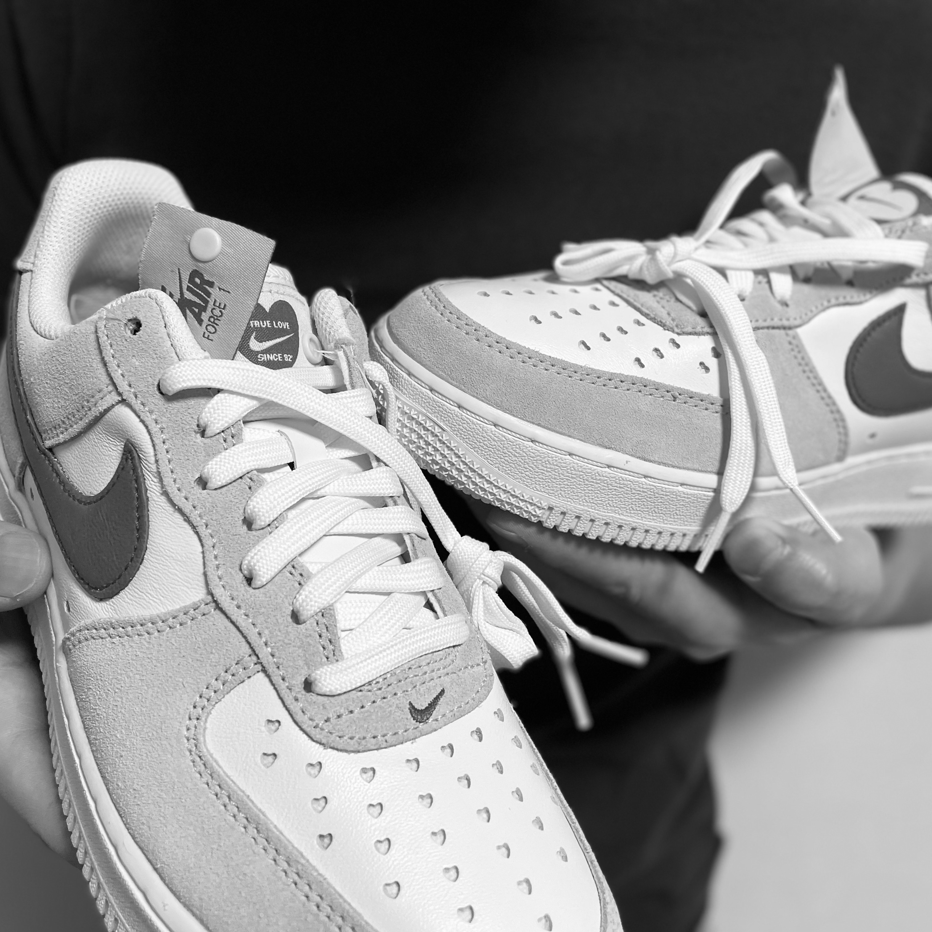 Nike Air Force 1 '07 QS Valentine's Day 착용 스타일