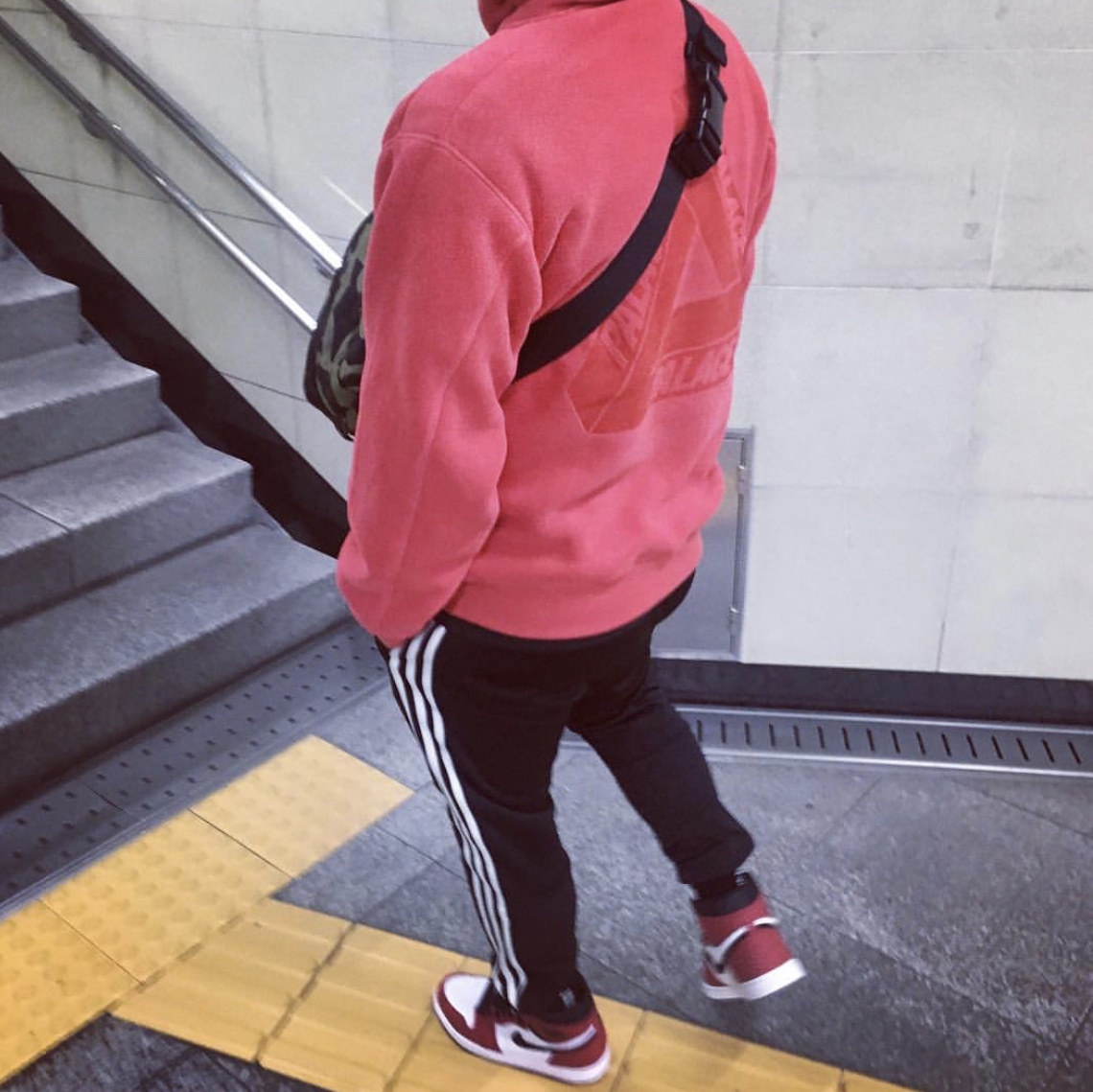 Jordan 1 Retro High Spider-Man Origin Story 착용 스타일