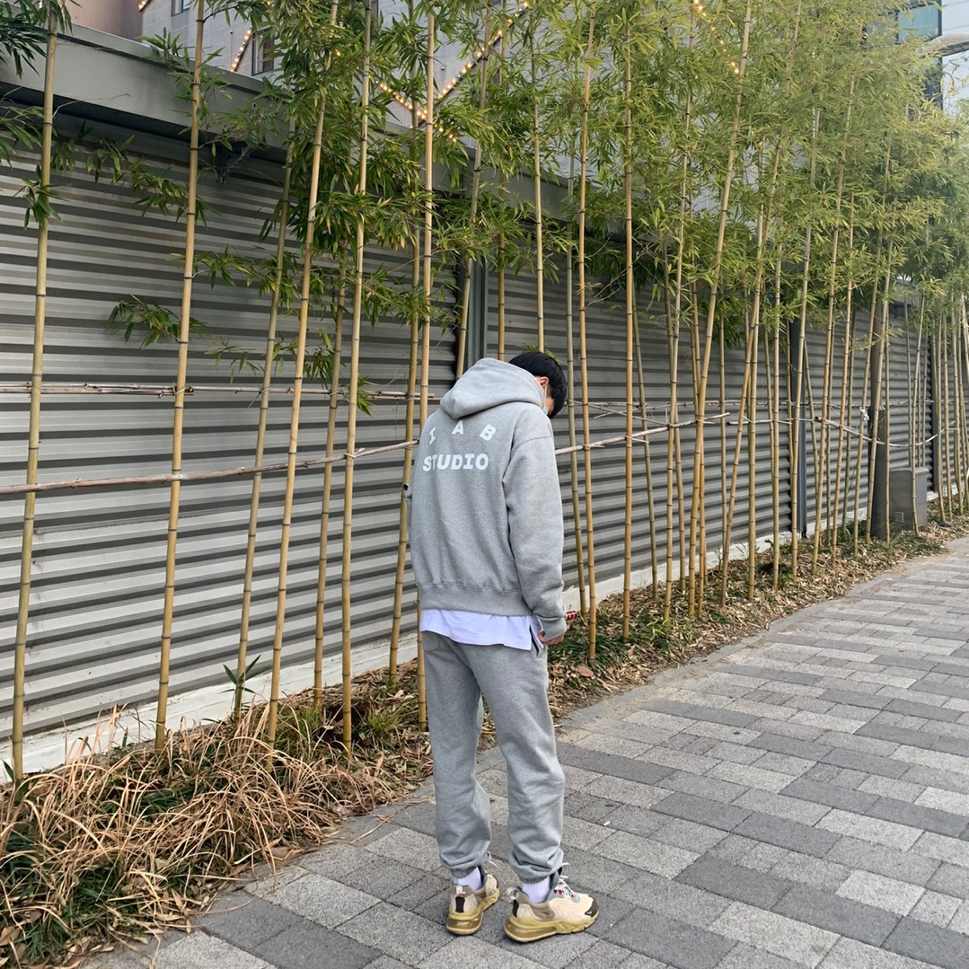 IAB Studio Hoodie Gray - 21SS, Nike x Travis Scott Air Max 270 React Cactus Trails 착용 스타일