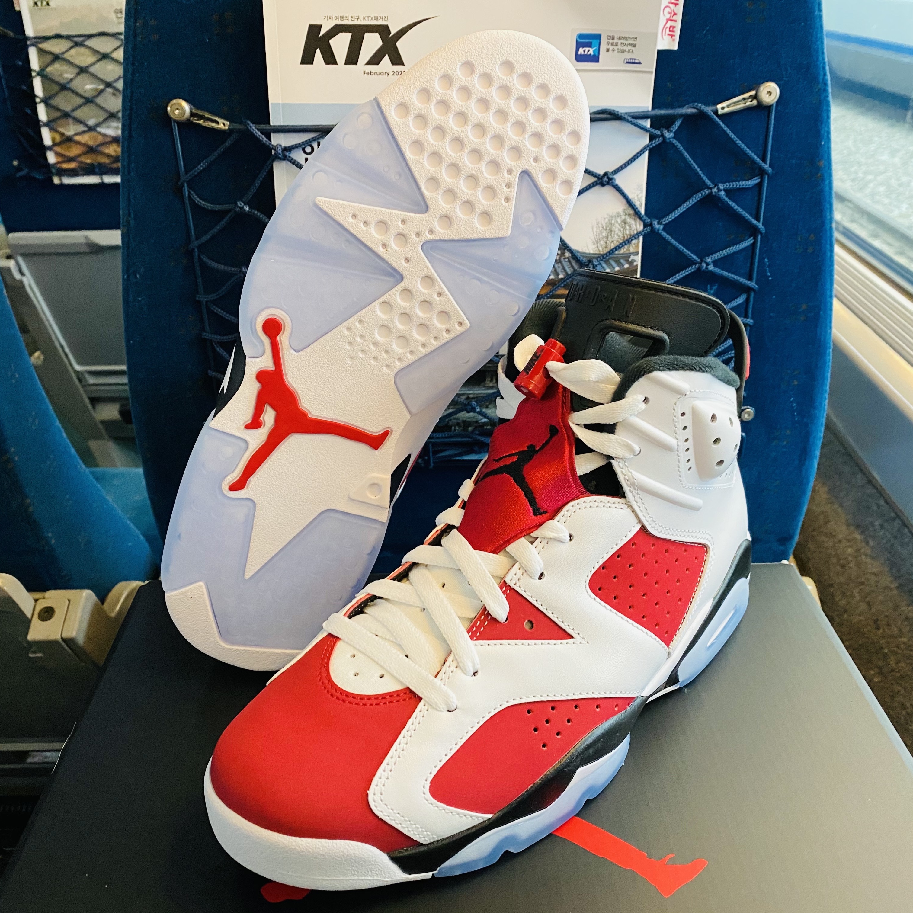 Jordan 6 Retro Carmine 2021 착용 스타일 - 2