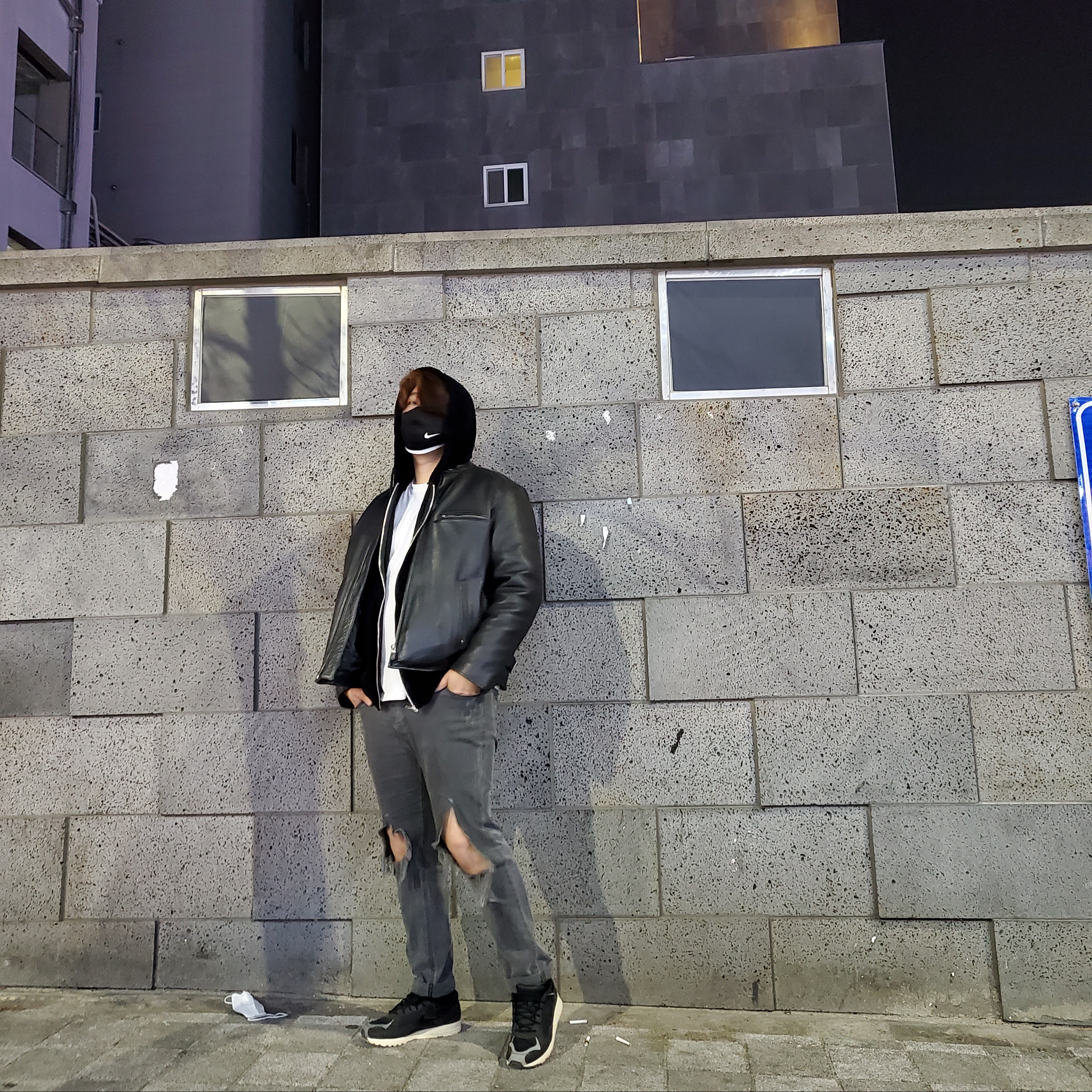 Nike x Fear of God Air Skylon 2 Black Sail 착용 스타일 - 1