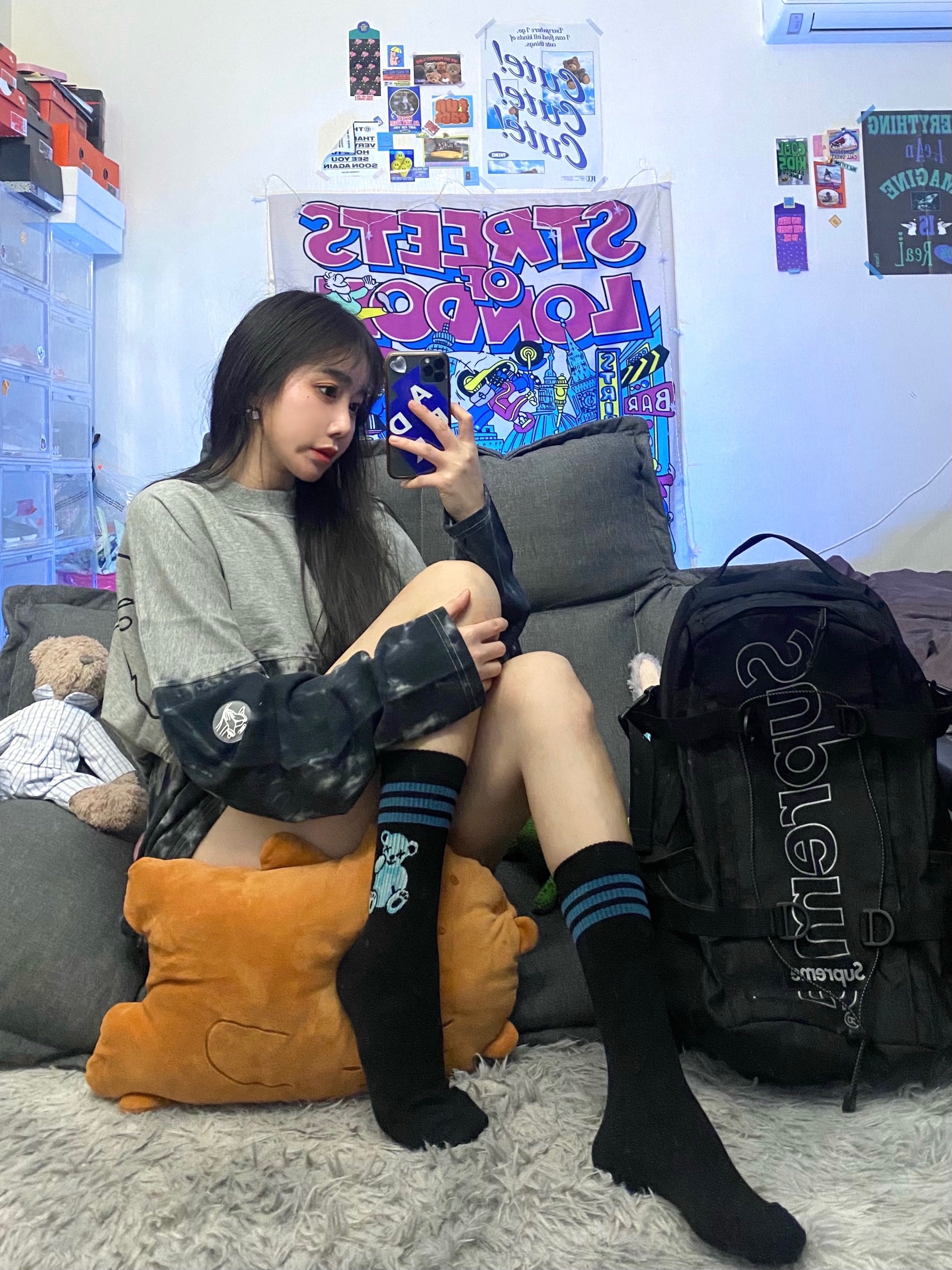 Nike Dunk Low Retro Black, Supreme Backpack Black - 18FW 착용 스타일 - 2