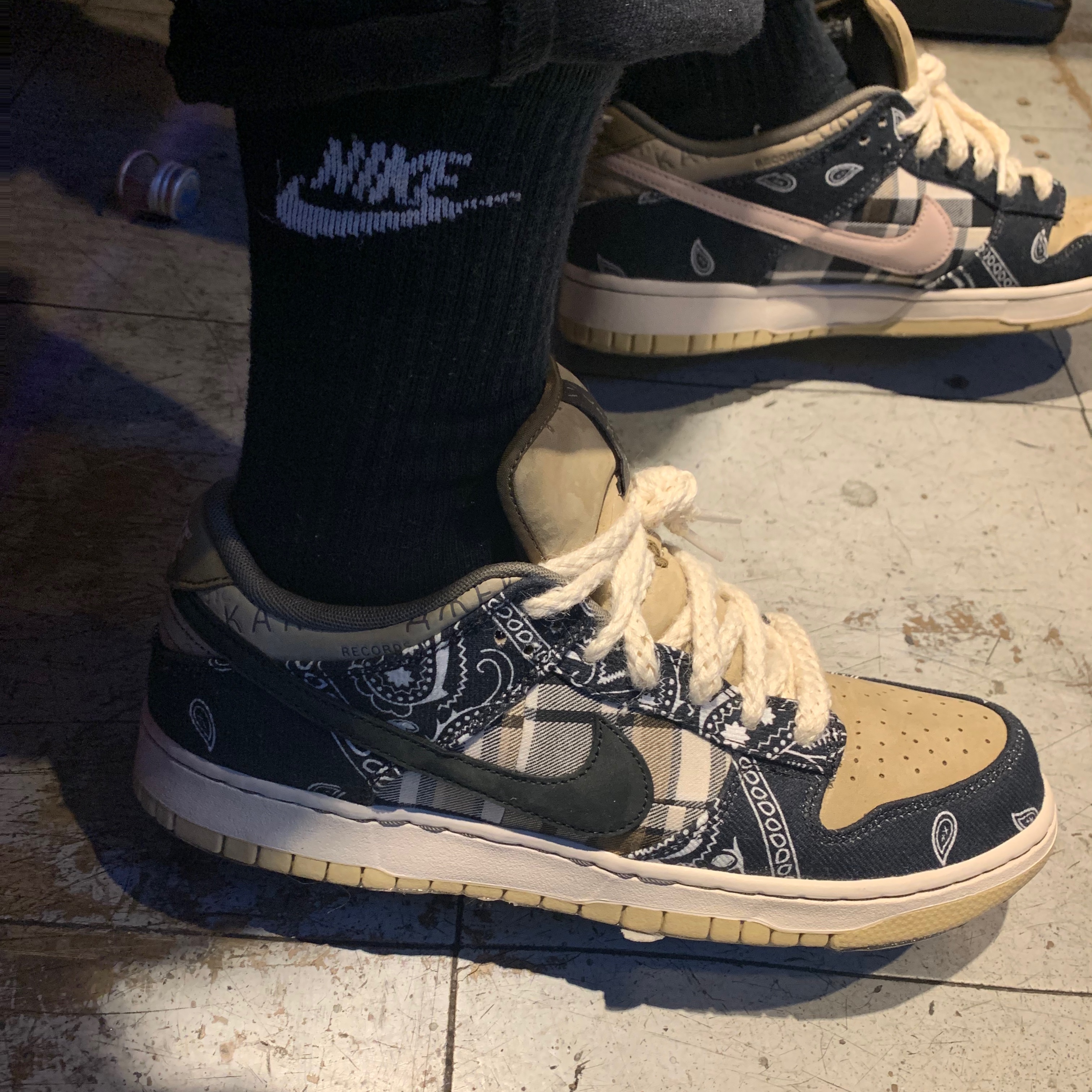 Nike x Travis Scott SB Dunk Low 착용 스타일