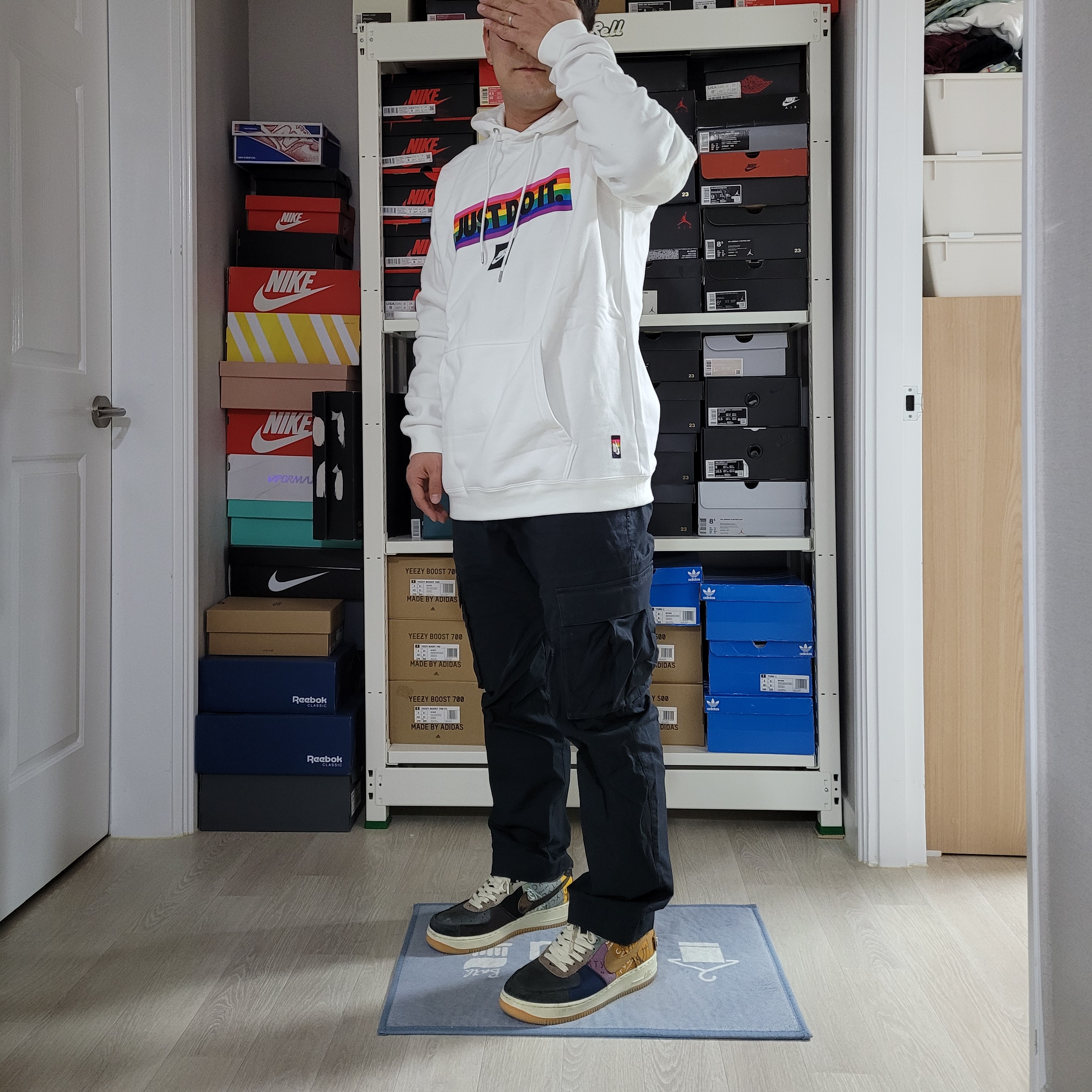 Nike x Travis Scott Air Force 1 Low Cactus Jack 착용 스타일