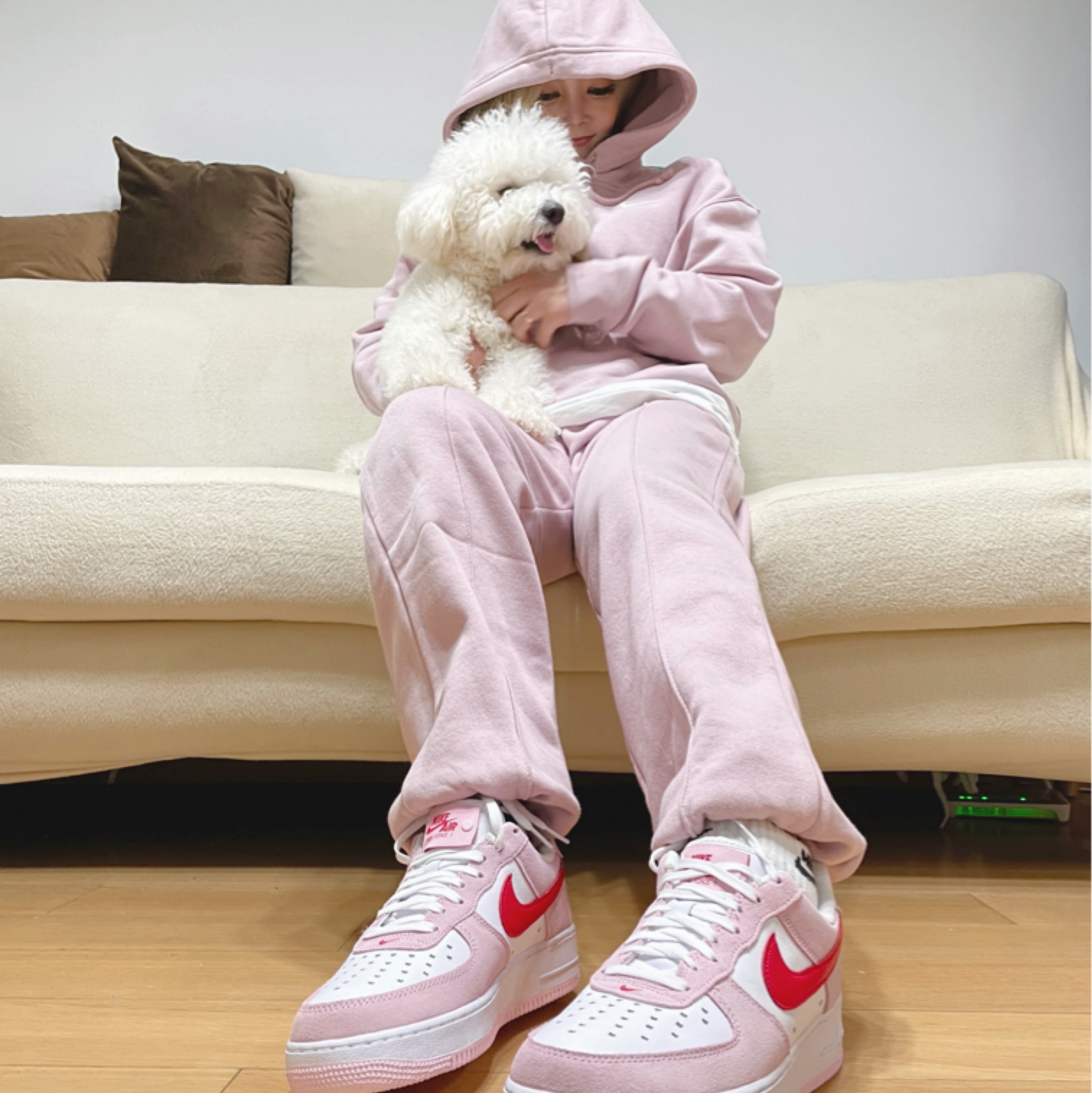 Nike Air Force 1 '07 QS Valentine's Day 착용 스타일