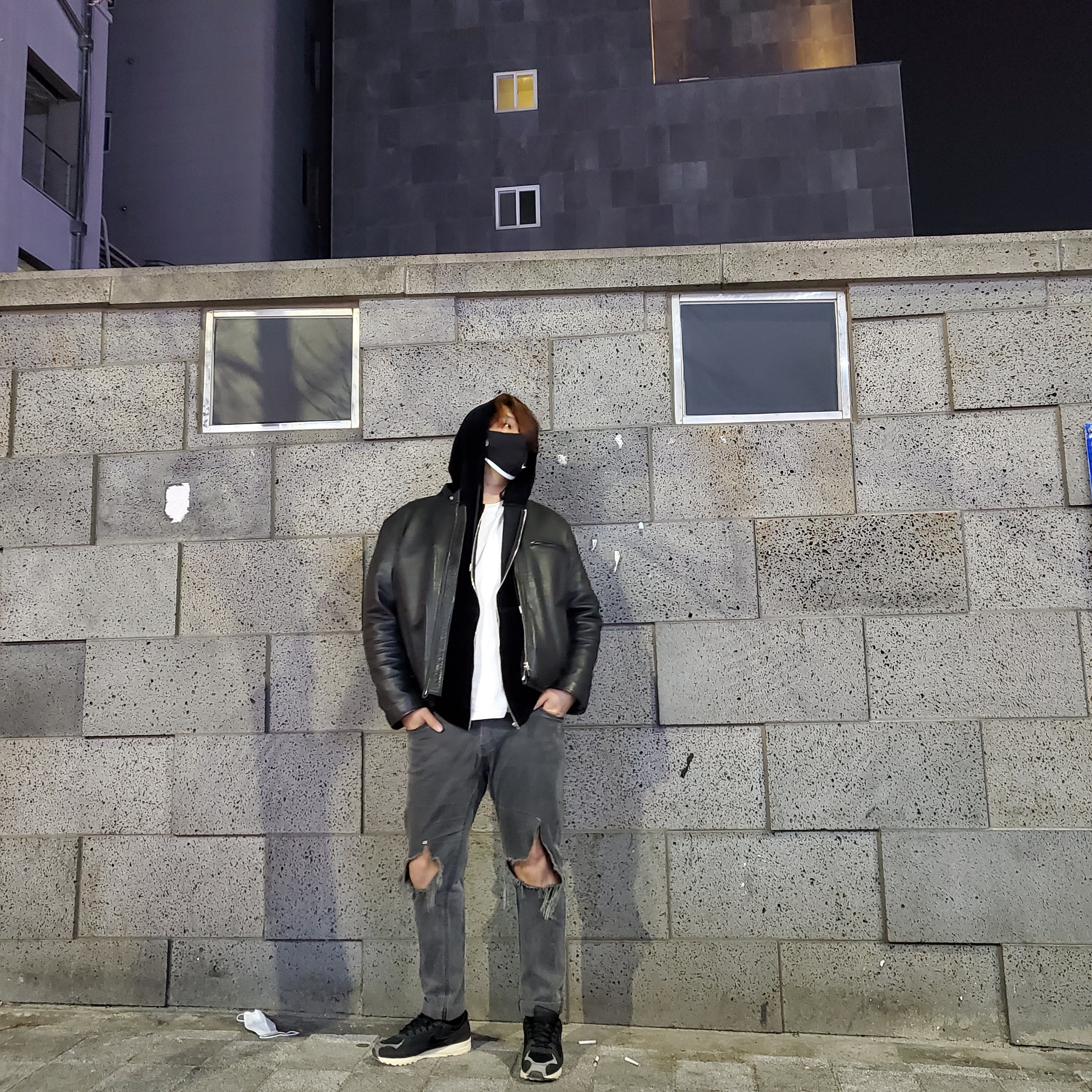 Nike x Fear of God Air Skylon 2 Black Sail 착용 스타일 - 2