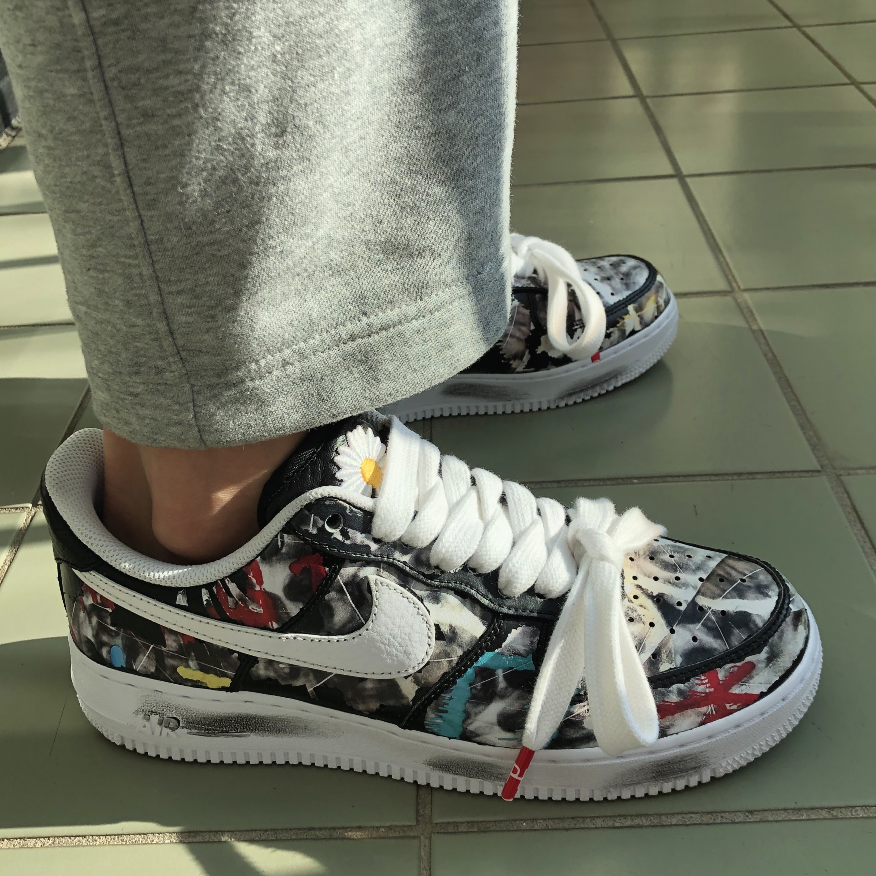 Nike x Peaceminusone Air Force 1 Low Para-Noise 착용 스타일