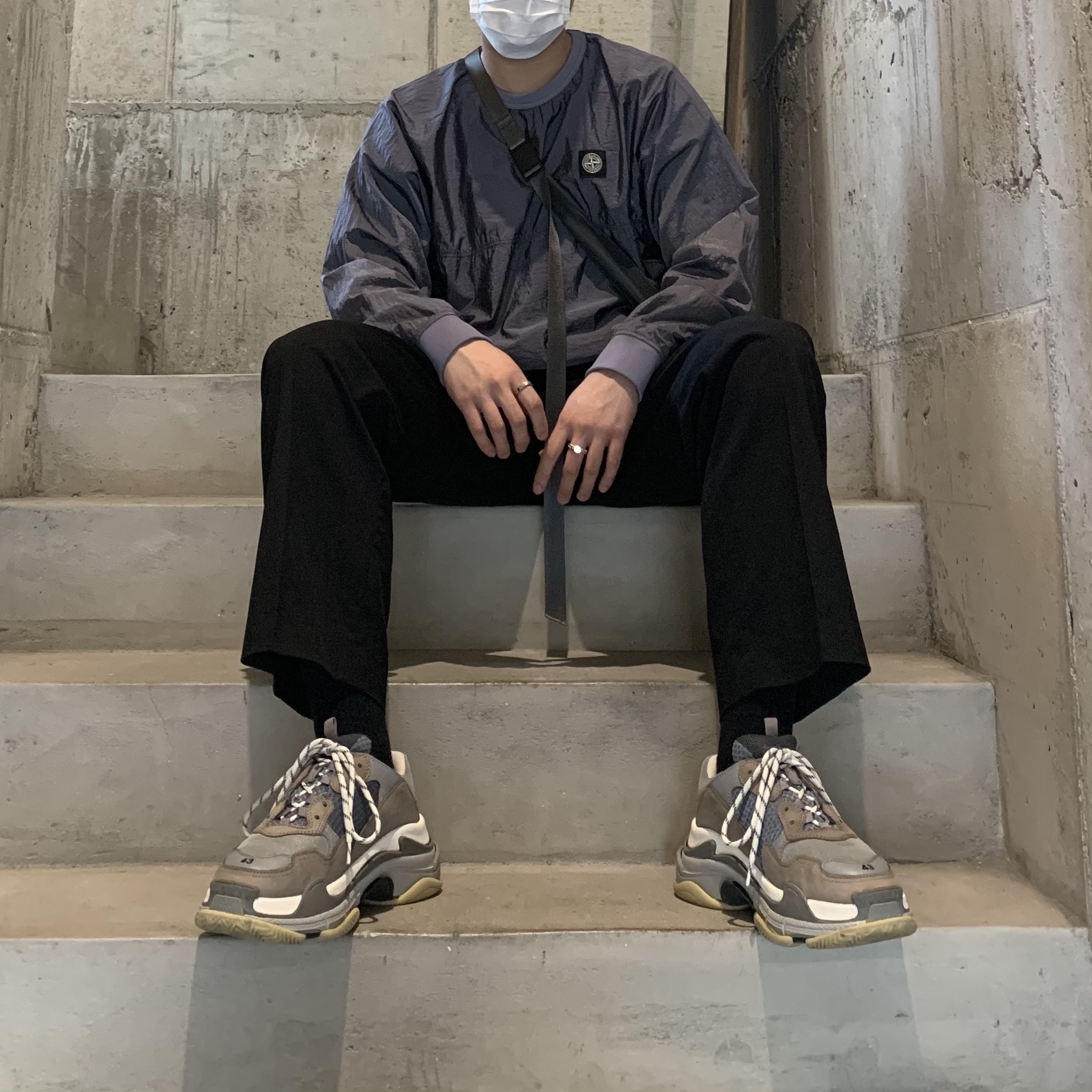 Balenciaga Triple S Grey 2018 착용 스타일