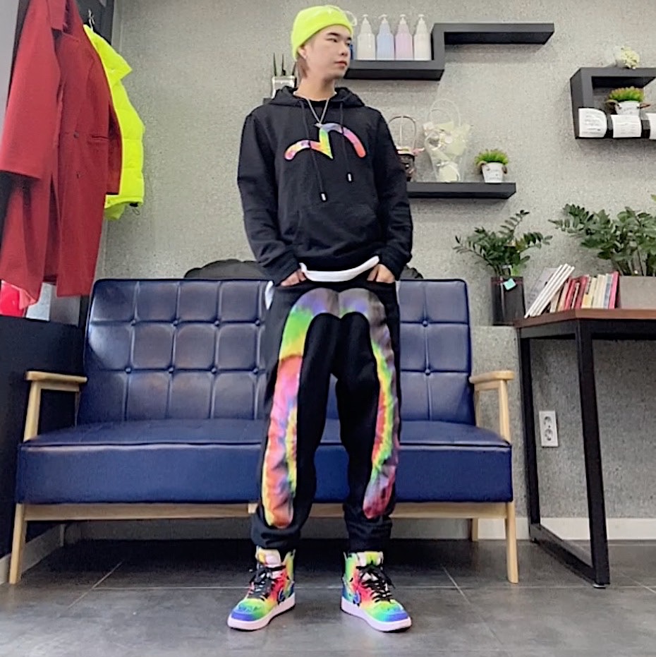 Jordan 1 x J Balvin Retro High OG 착용 스타일 - 1